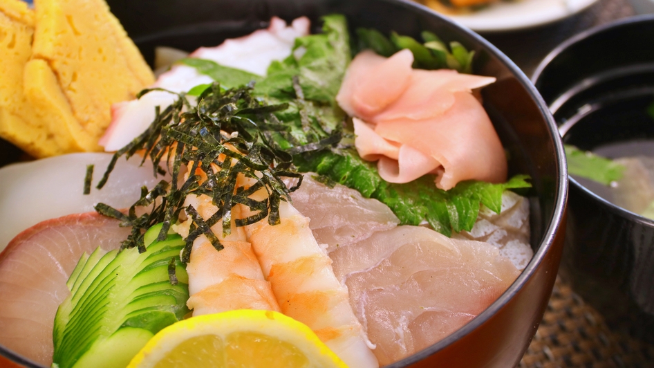 【1泊2食付き】海を眺めながら食べる朝食と、日生の名店料理が選べる豪華夕食を堪能！