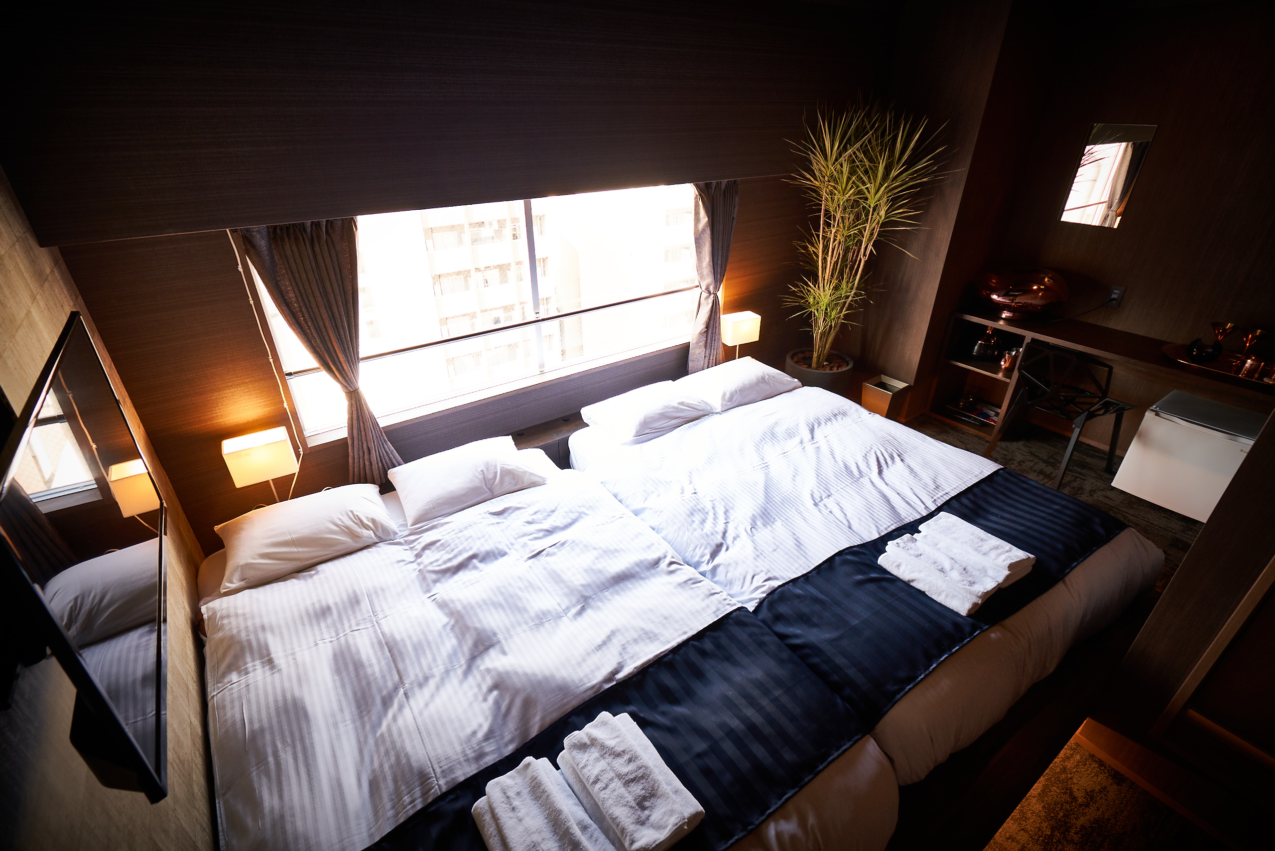 ダブルツインルーム（専用バスルーム）