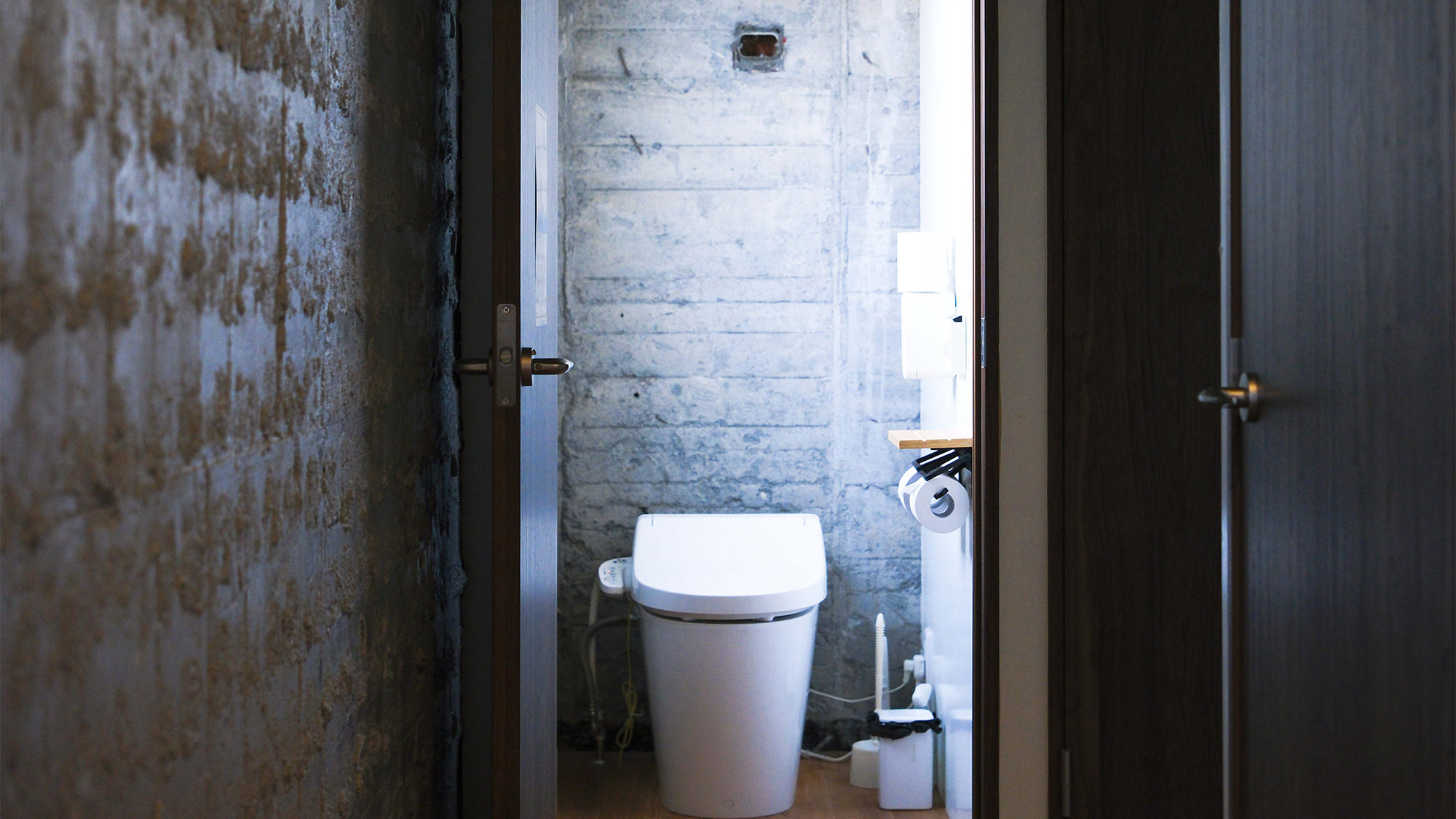 ・【共用トイレ】機能美とスタイルが融合した洗練空間　気持ちよくお使いいただけます