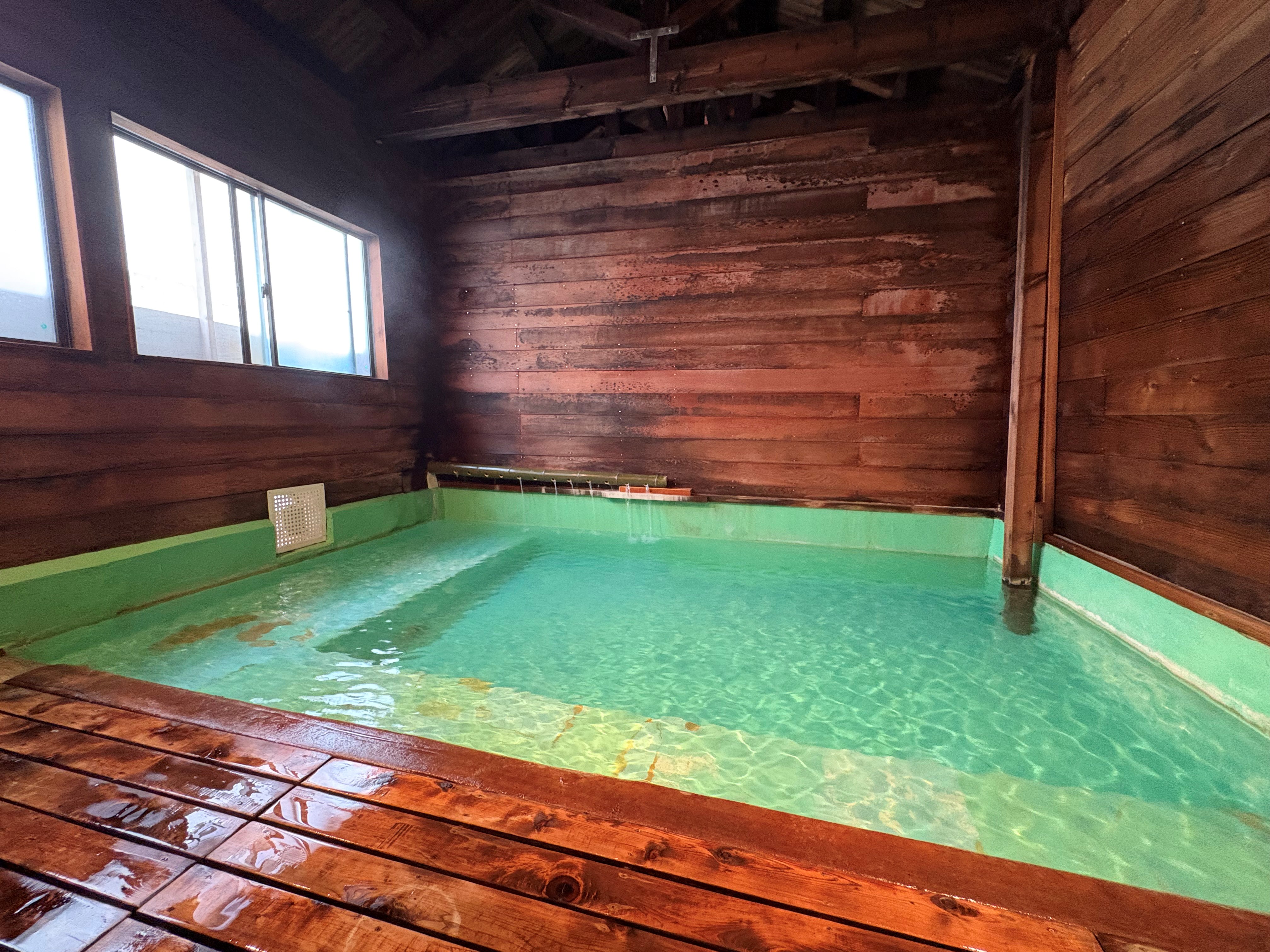 中浴場「霊泉の湯」