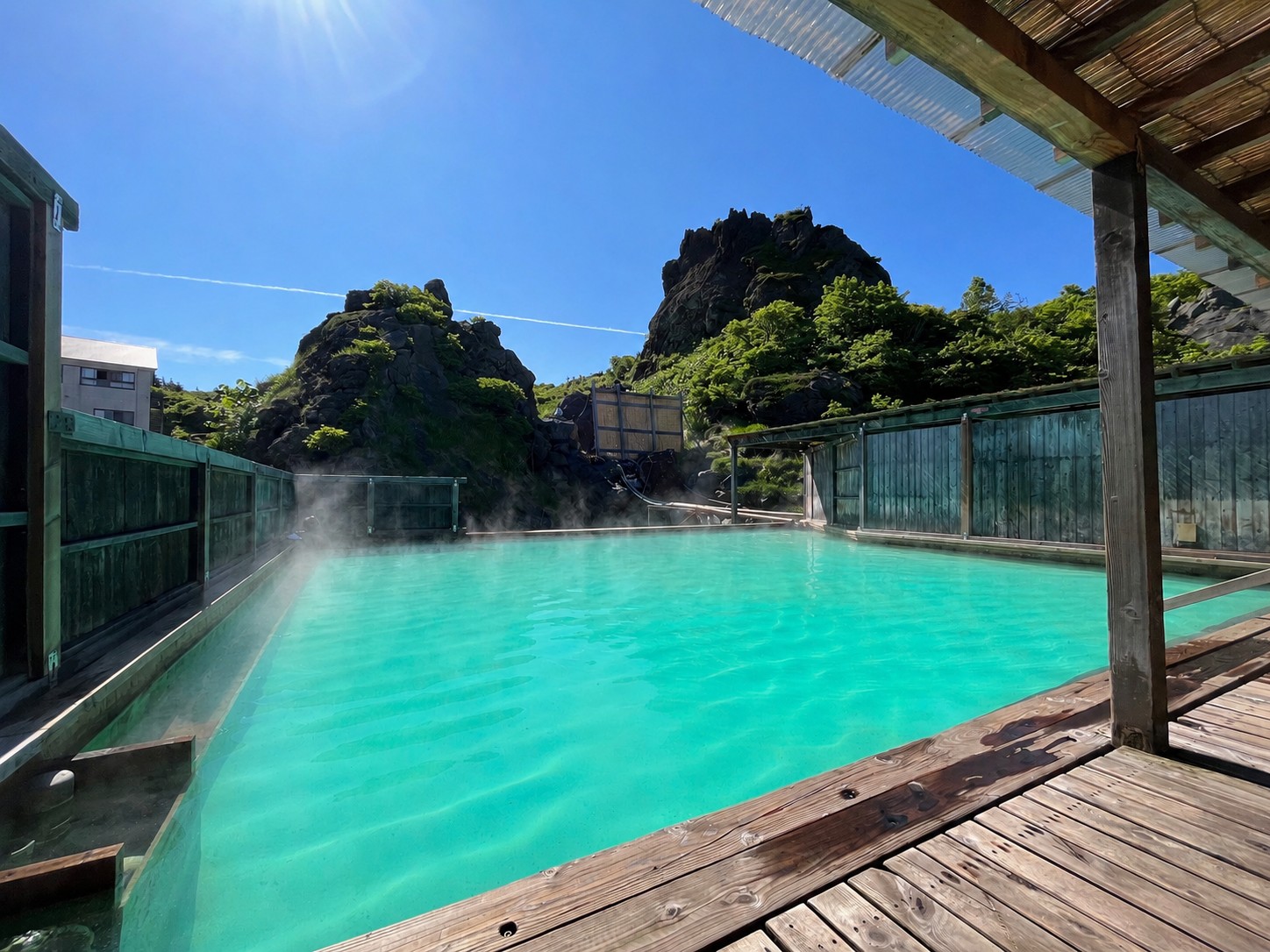 大露天風呂「大日湯」