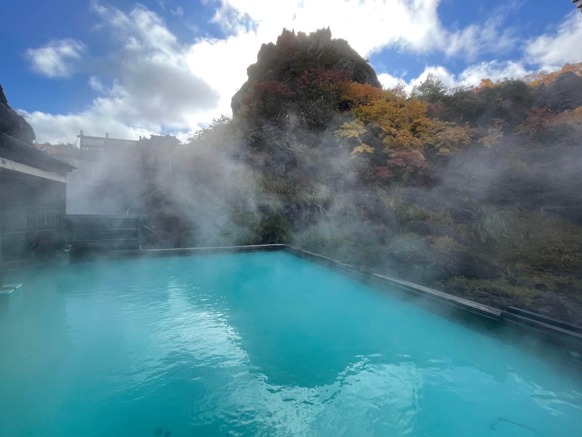 秋の大露天風呂