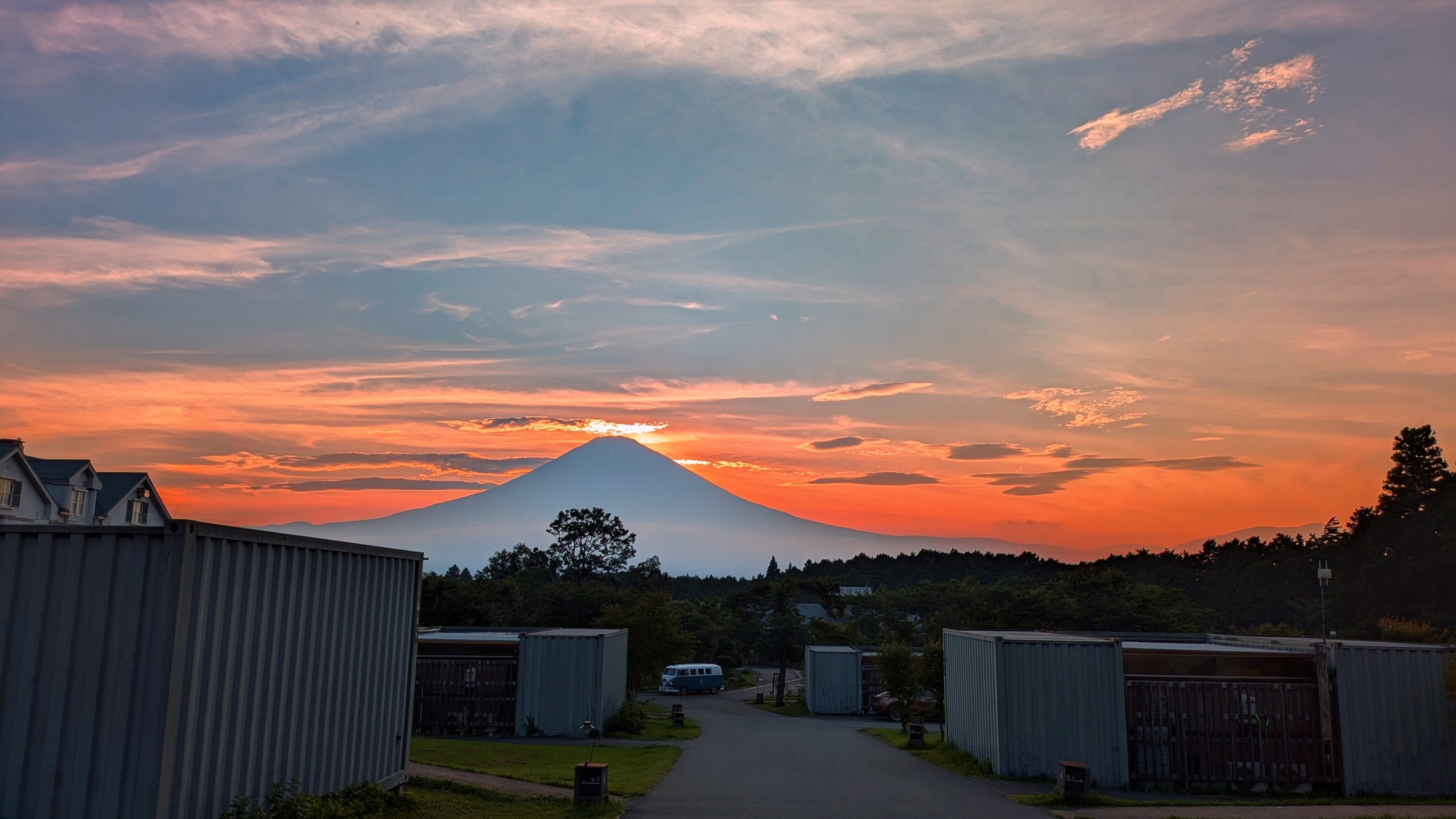 【学生限定！卒業旅行プラン♪】◇ユネッサン・森の湯入場可◇夕食はBBQ♪/1月〜3月限定（朝夕付）