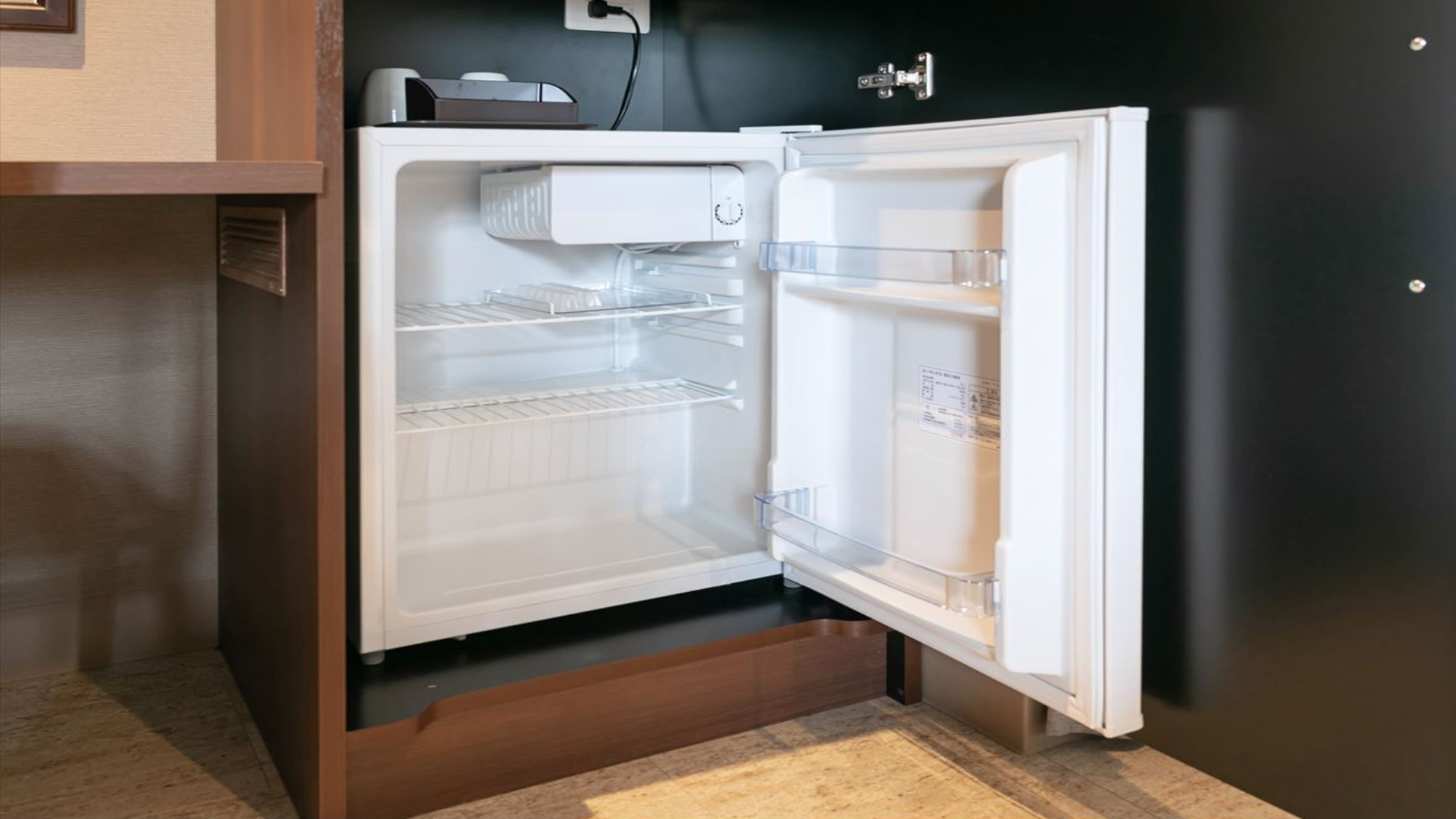 全室冷蔵庫完備　持ち込みのお飲み物もしっかり冷えます。