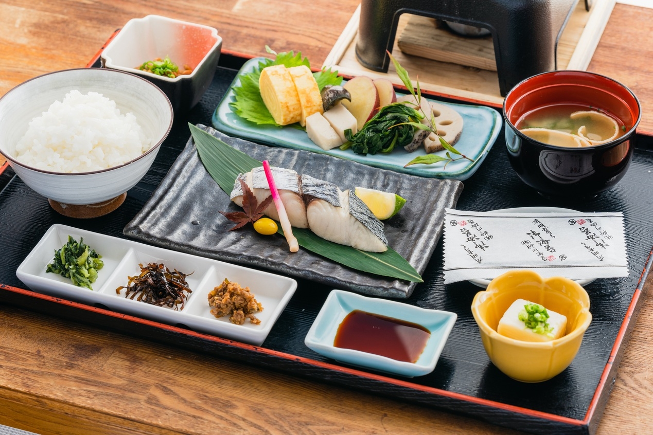 1泊朝食付プラン！朝の清々しい海を眺めながらゆっくり朝食♪