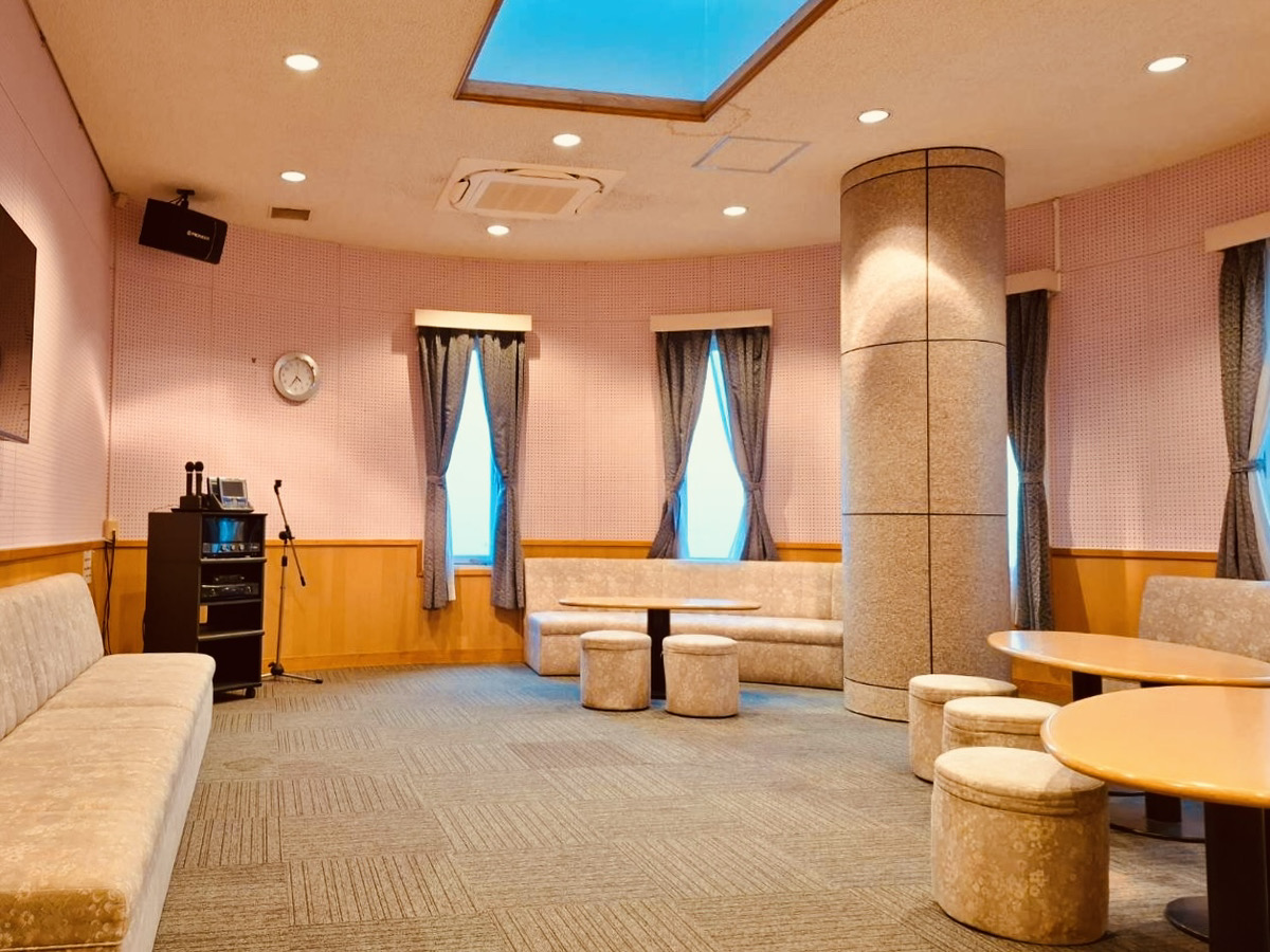 カラオケルーム