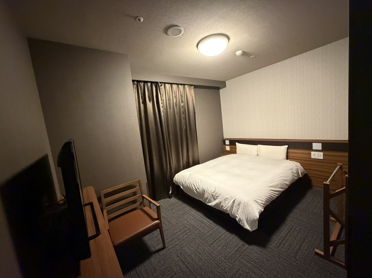 【デラックスクイーン◆約24.5㎡】160cm幅ベット１台