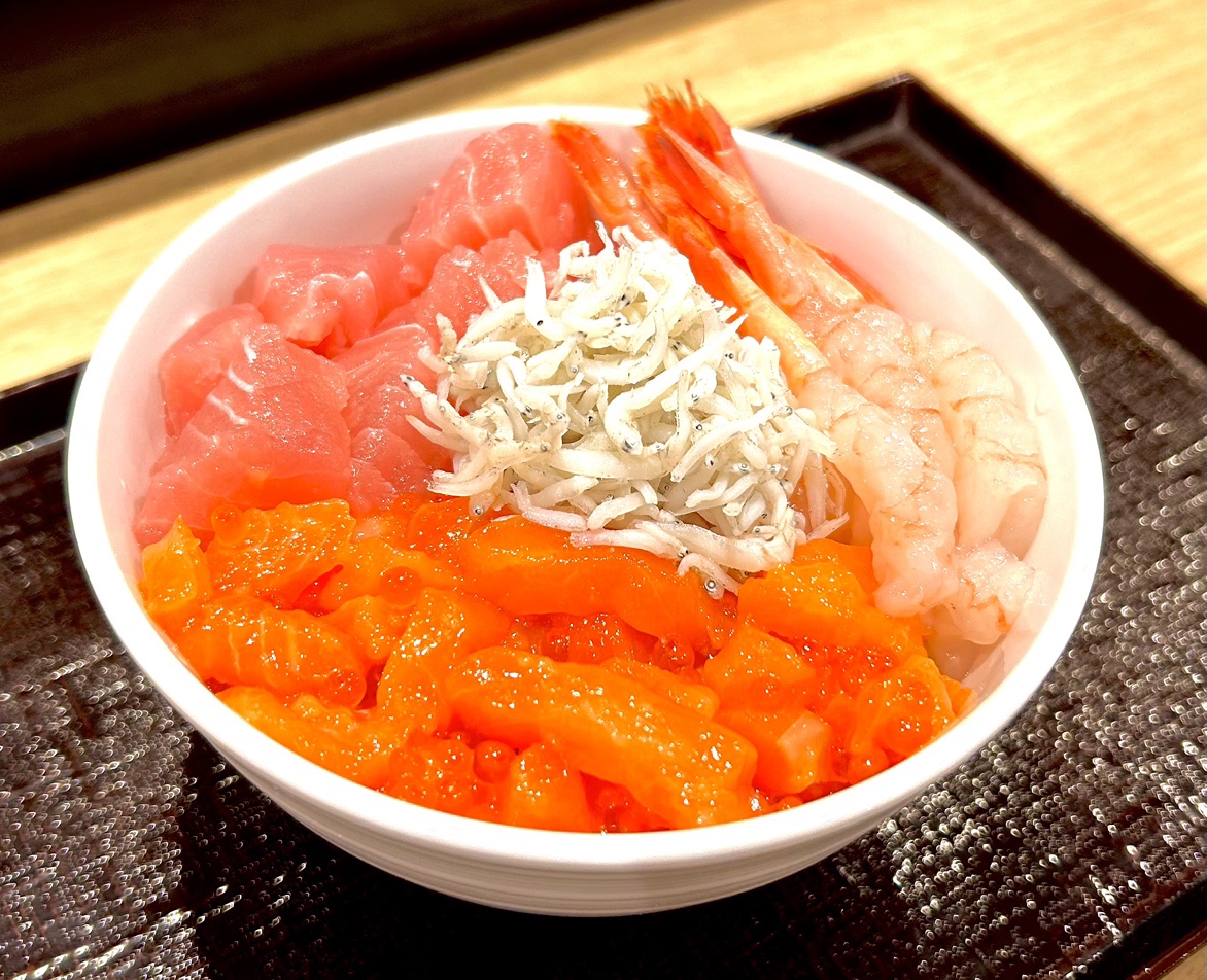 【朝食】海鮮丼