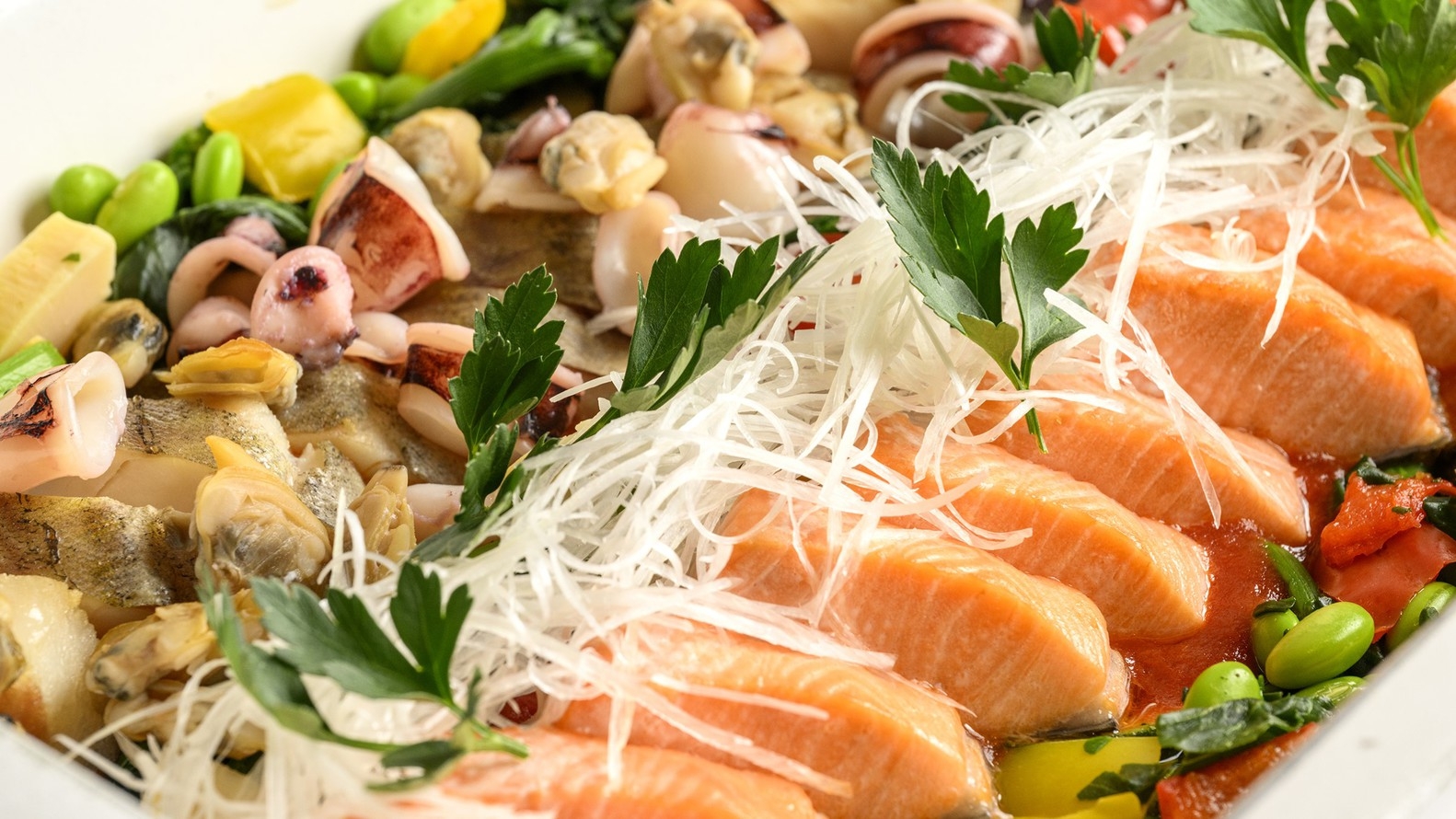 【ケーキ付】記念日応援！ケーキ＆ドリンク付きアニバーサリープラン＜全館禁煙/朝食ブッフェ付＞