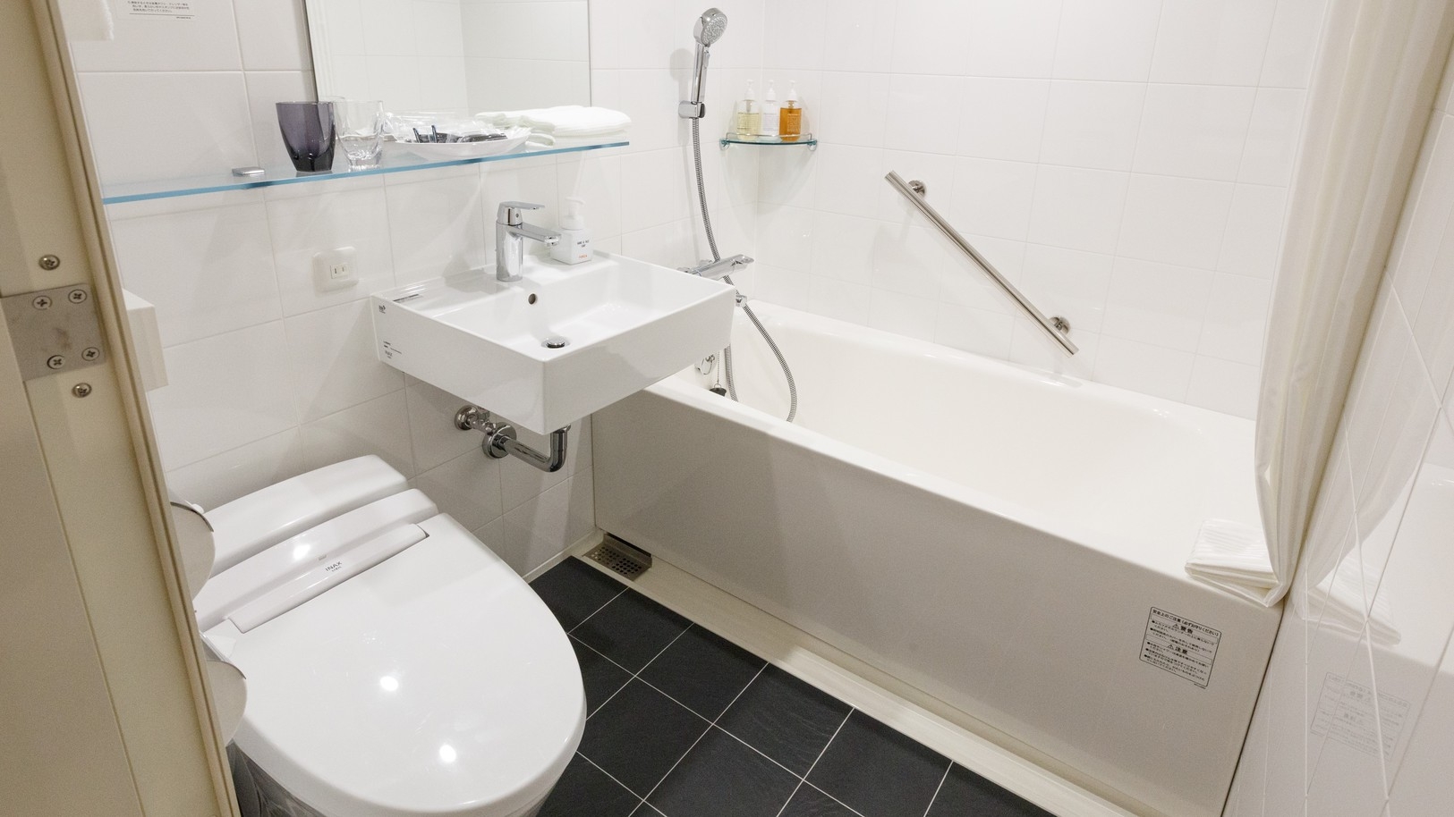 【角部屋確約！】機能的で心地よい客室ステイプラン＜全館禁煙/朝食ブッフェ付＞