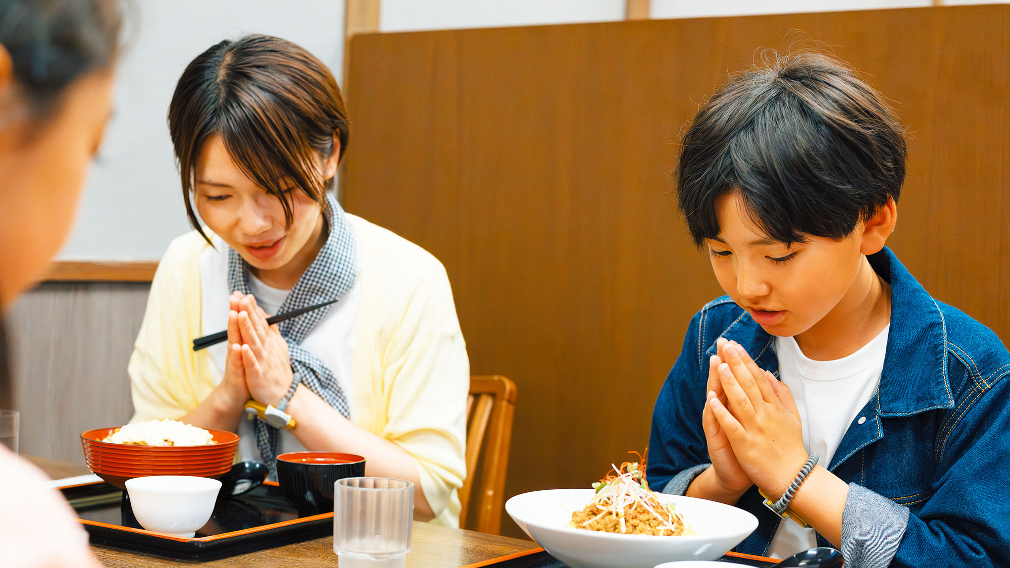 【最高の湯／お食事処】たくさん遊んだ後や温泉を楽しんだ身体に染み渡る、「最高」のご馳走を。