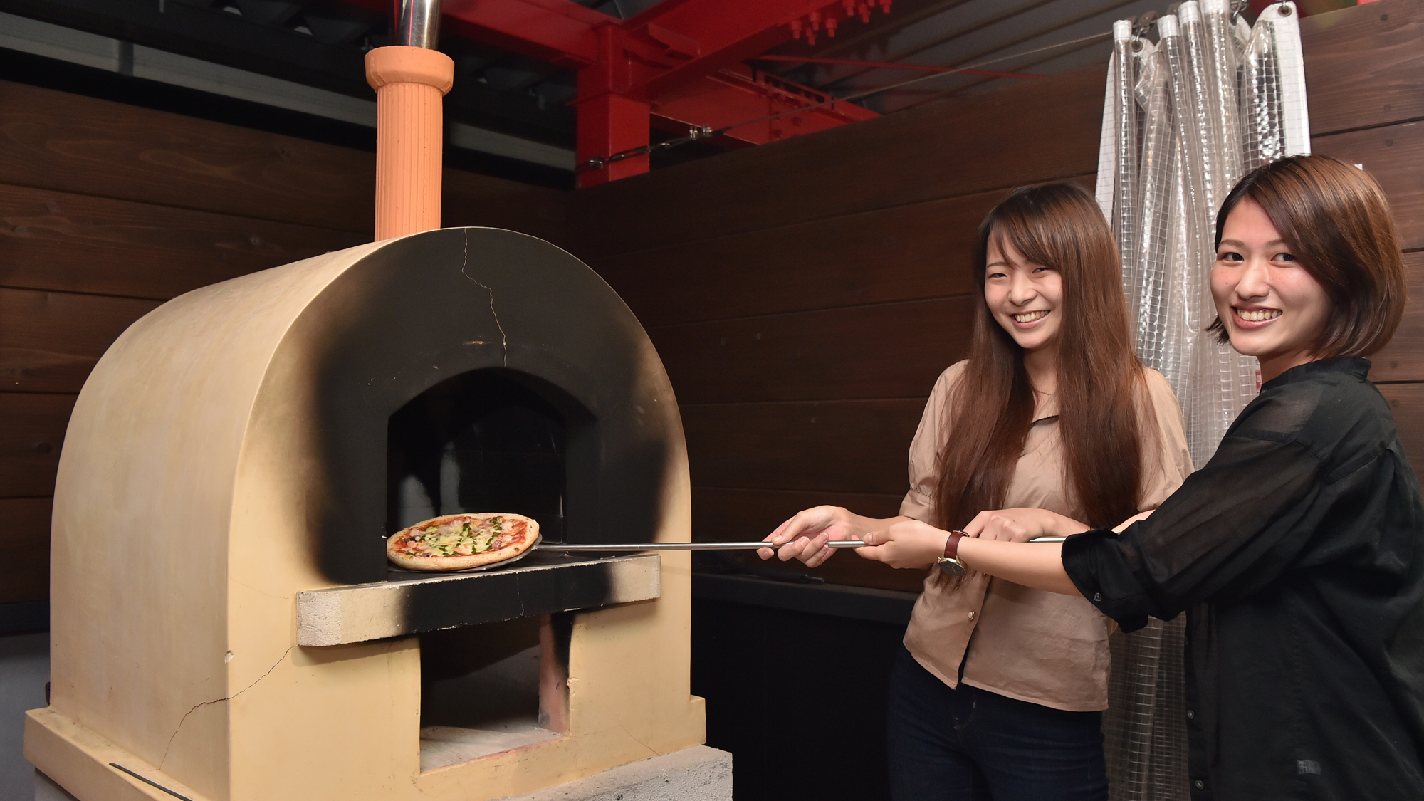 【BBQ（一例）】BBQハウス併設のピザ窯でピザ焼き体験♪