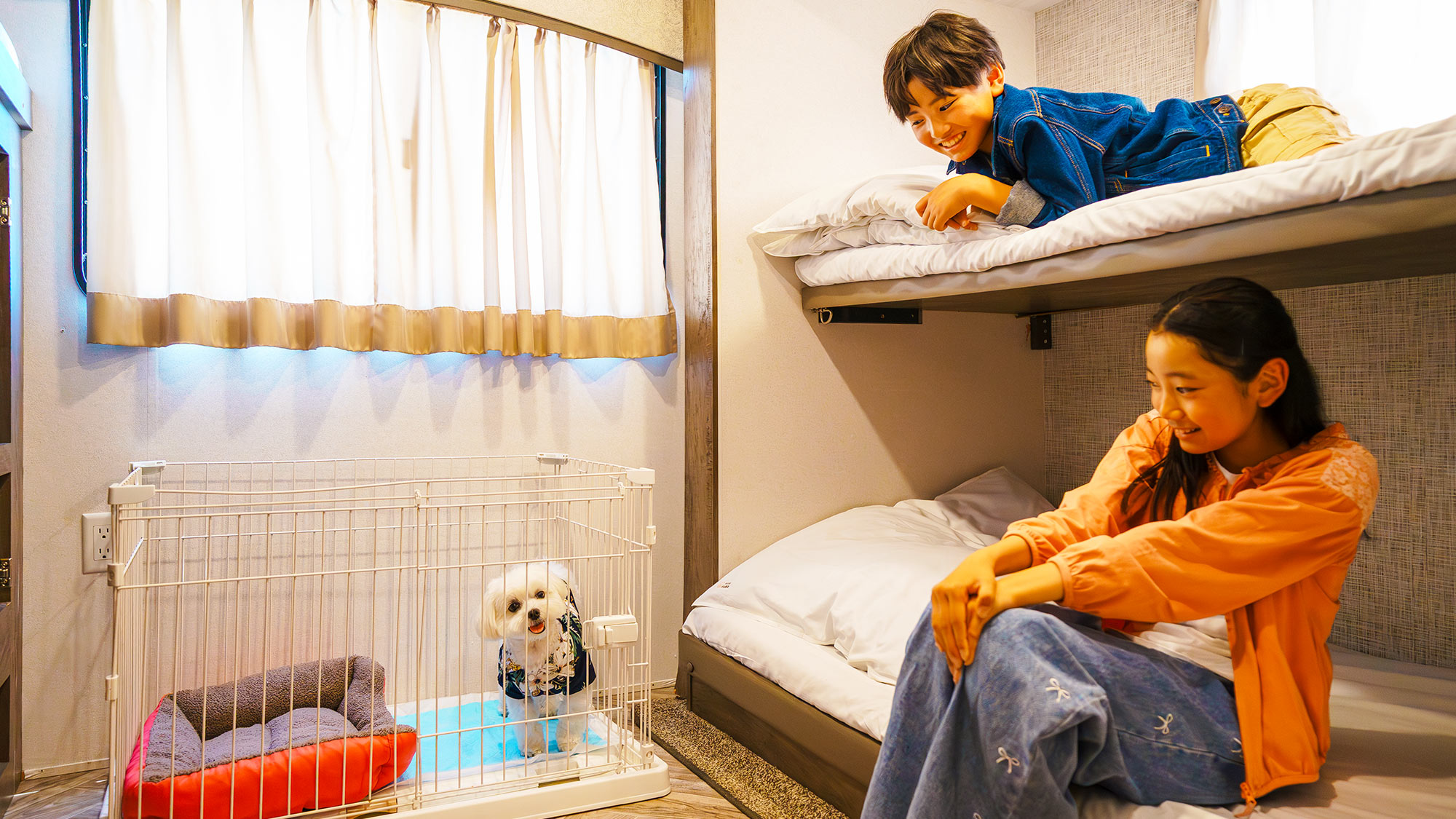 【ペット専用トレーラー】寝る時ももちろん、ワンちゃんと一緒です♪