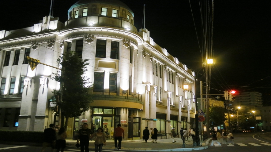 函館市地域交流まちづくりセンター(旧丸井今井百貨店)