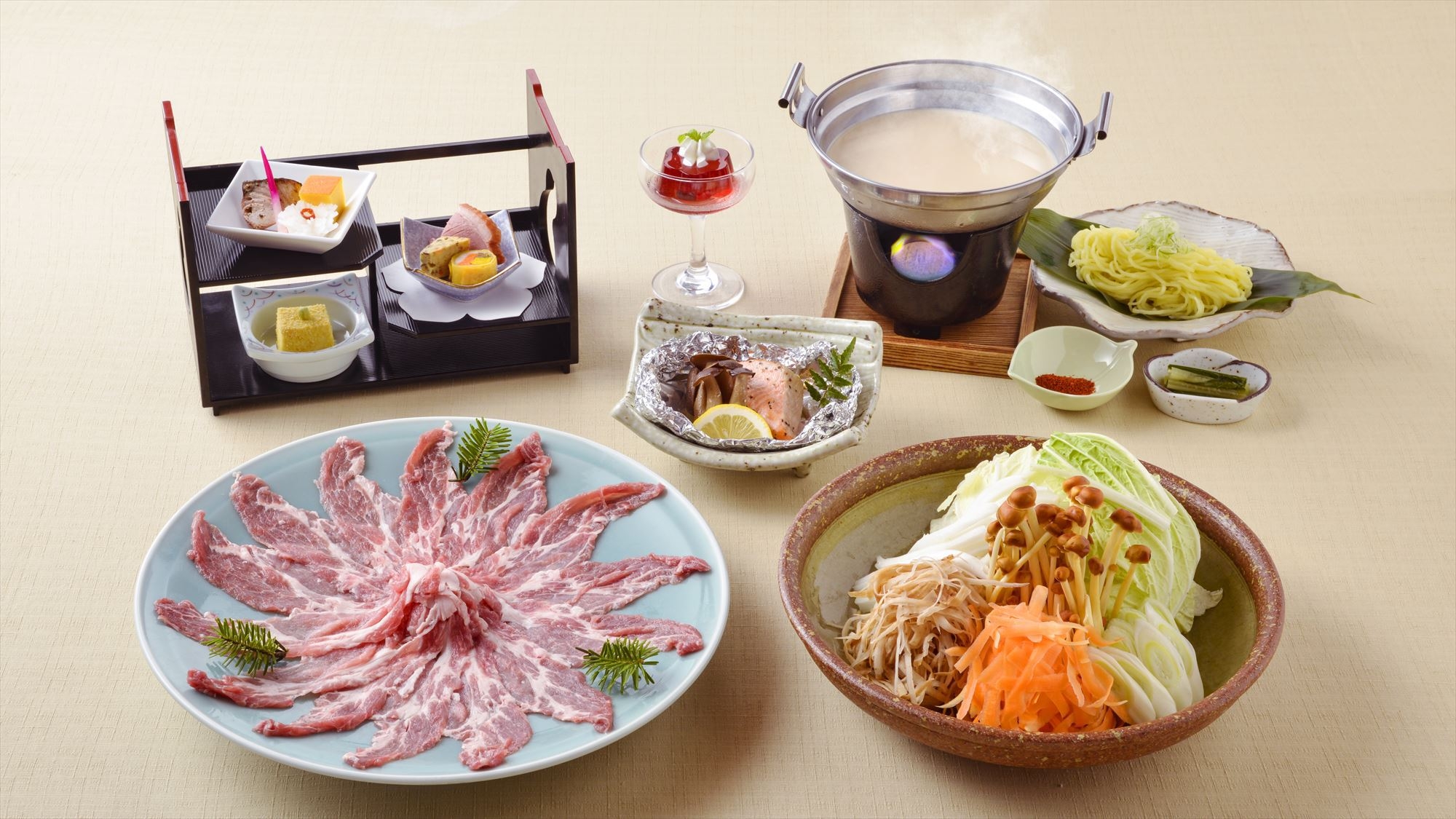 【楽天スーパーSALE】5％OFFさき楽【夕食・朝食付】旬や地産の食材楽しめる♪スタンダード御膳