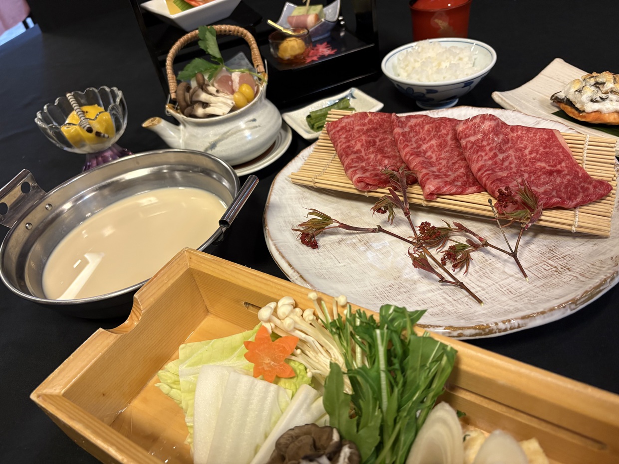 【夕食・朝食付】信州の旬を愉しむ〈料理長おすすめ御膳〉お得なワンドリンク付 ♪〔大浴場完備〕