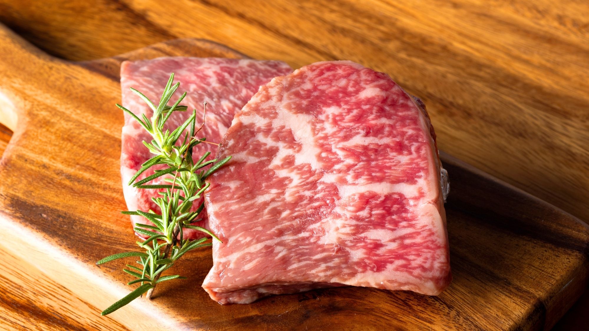 宮崎県産和牛EMO牛