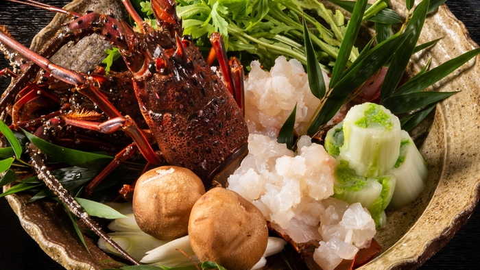 【早期予約・さき楽35でお得】五島灘で獲れた伊勢海老×海の幸プラン