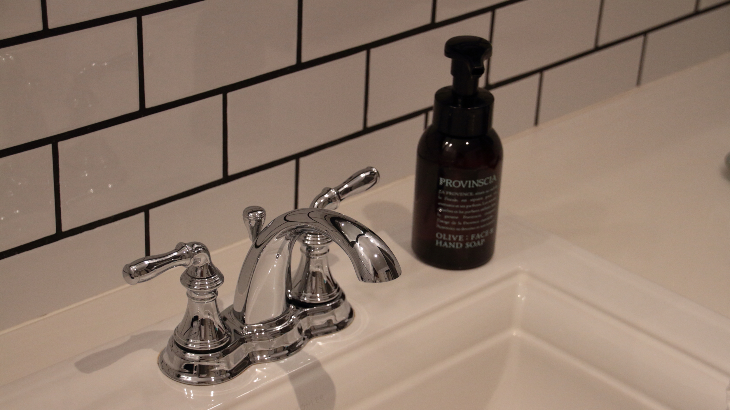 デラックスタイプ以上のお部屋に備わる洗面イメージ