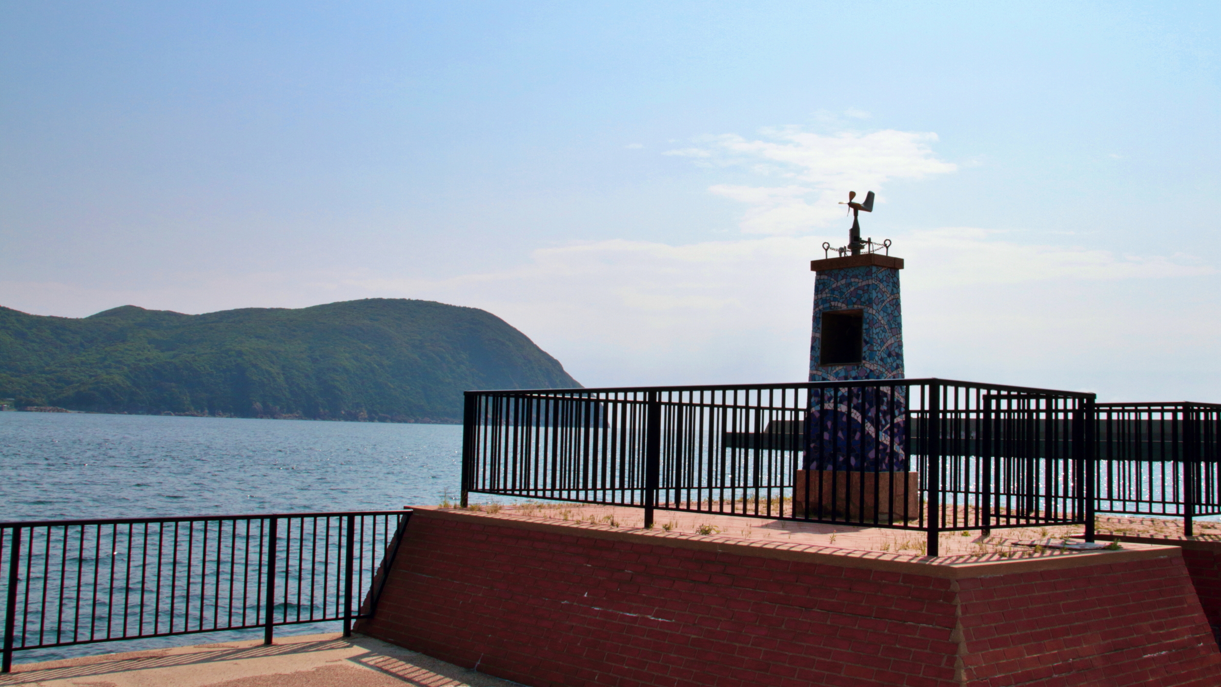 奈良尾港周辺の景色もぜひお楽しみください（ホテルより車約5分、又は徒歩約10分）