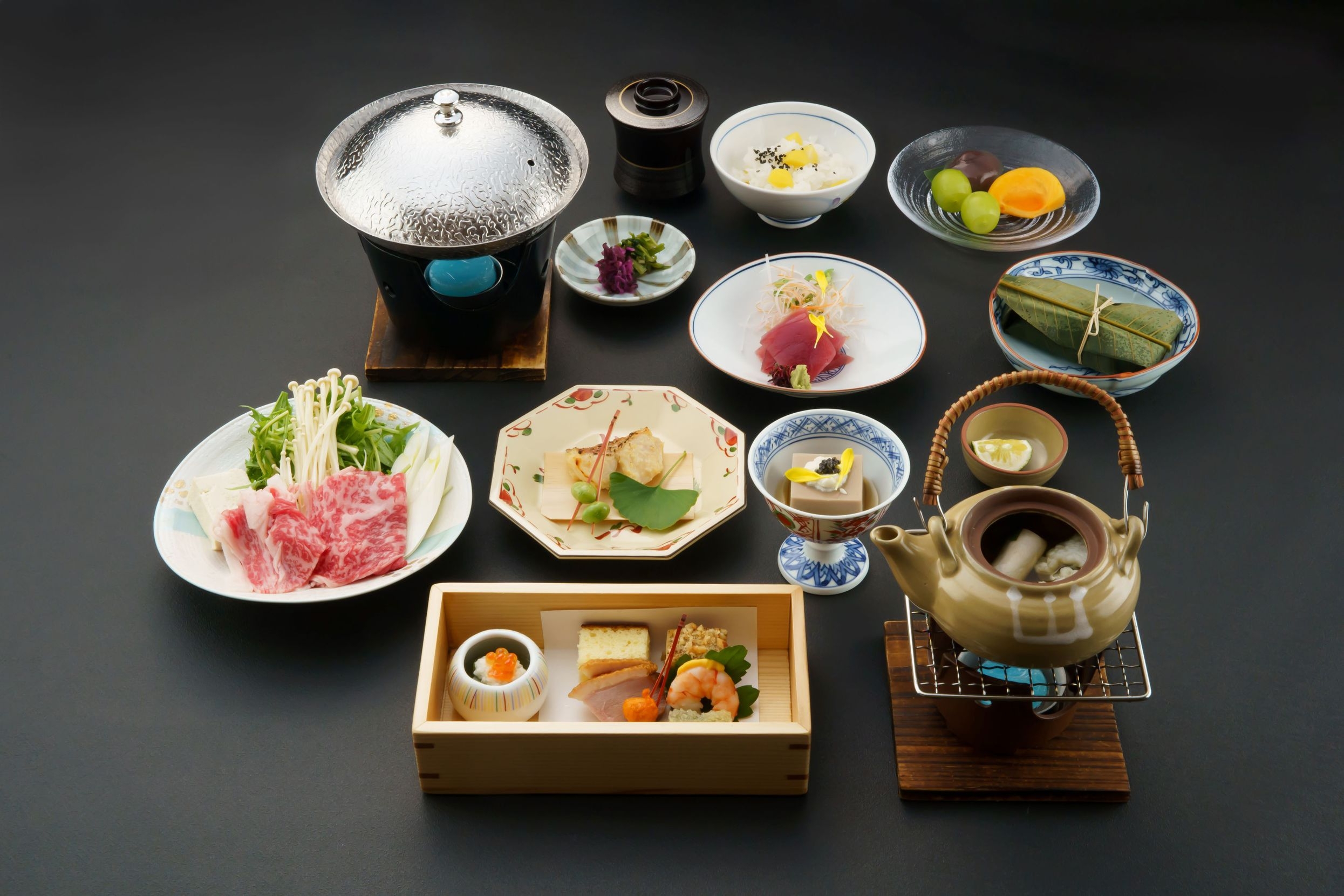 【新春限定】大和懐石｜聖徳太子の愛馬「黒駒」を探せ！法隆寺謎解き｜法隆寺語り部ツアー付（別途予約）