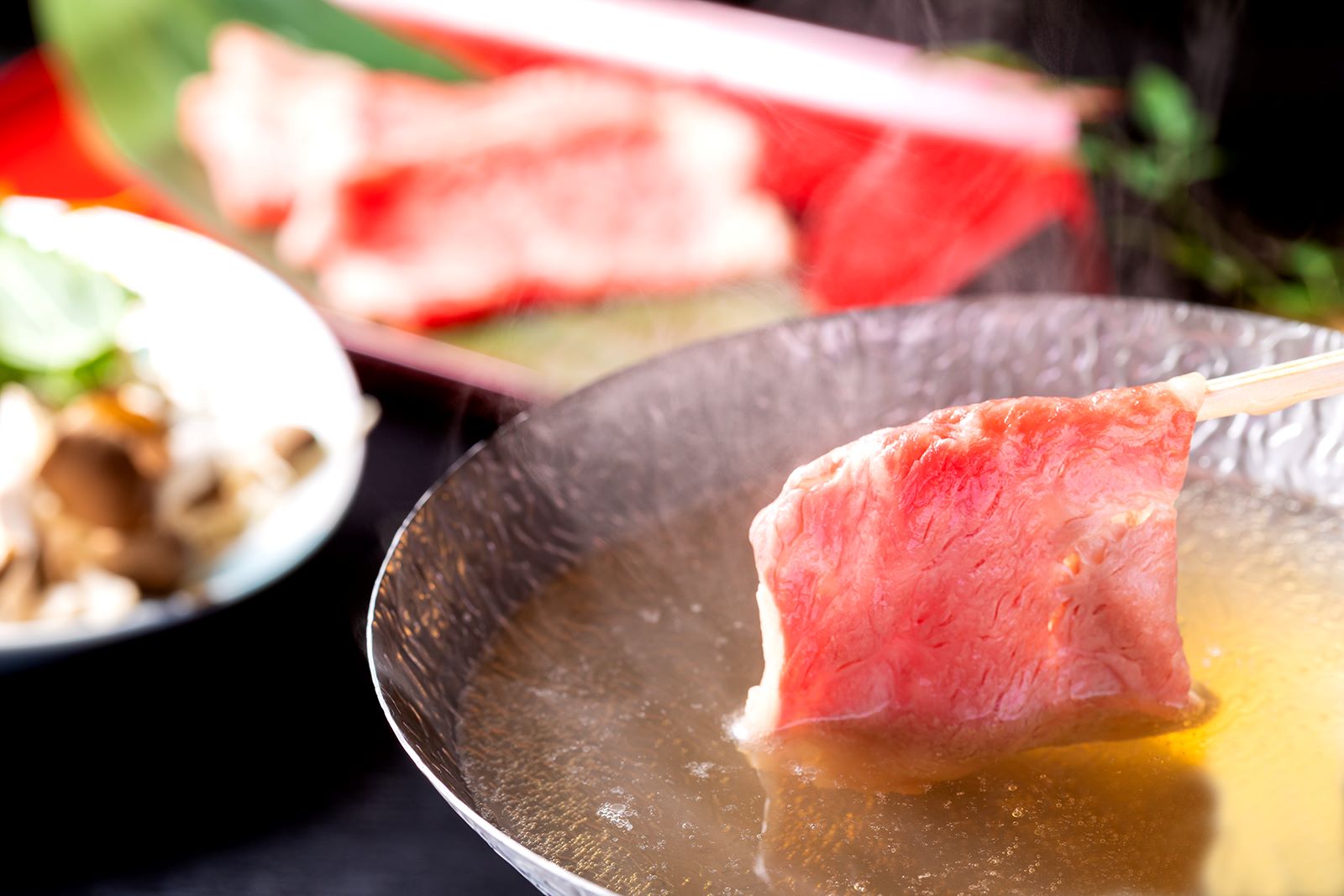 【大和懐石】冬・旬の素材を活かした繊細で温かな味わいの懐石料理をご堪能ください。