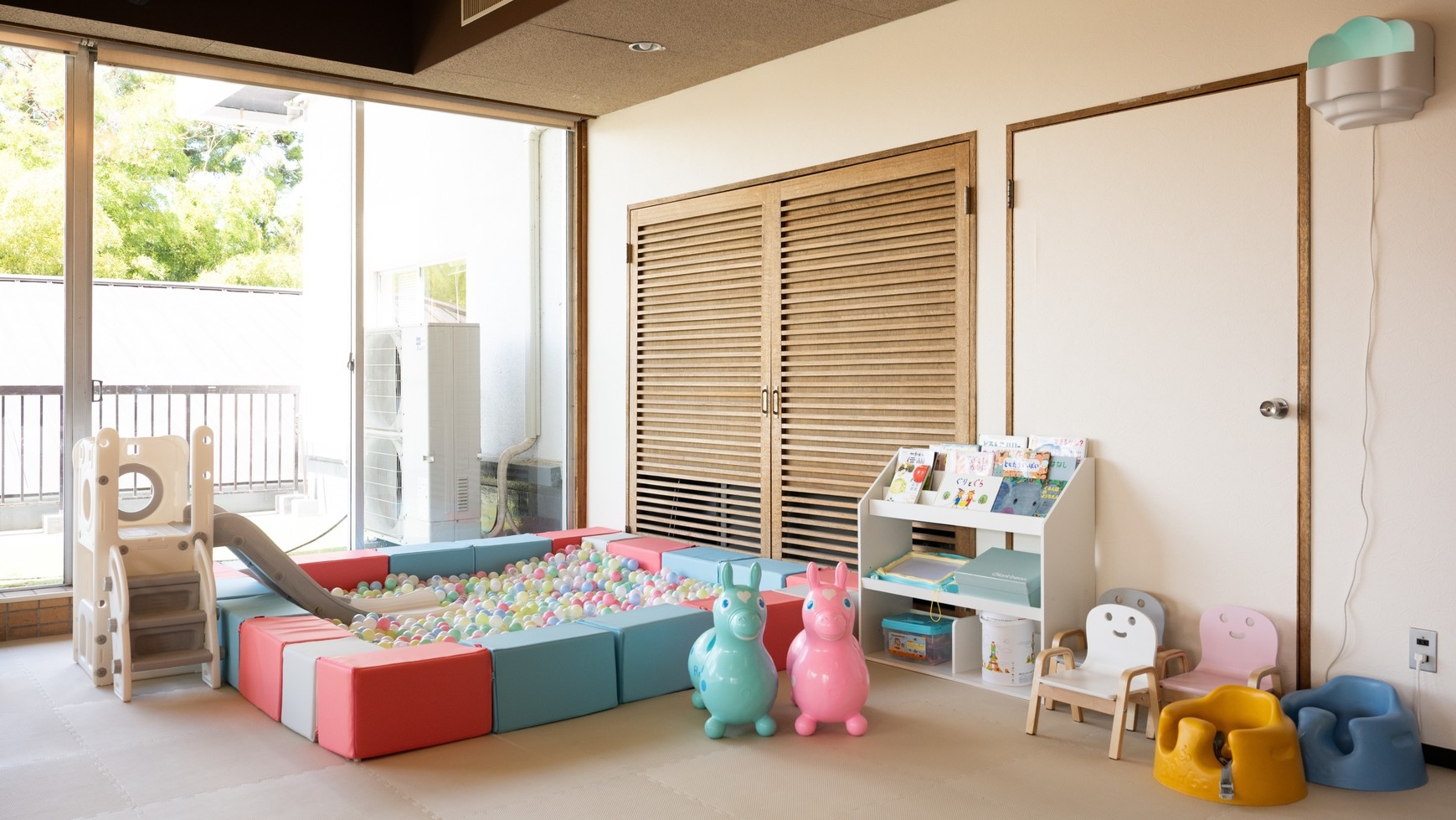 【小学生以下半額★ファミリープラン】キッズアメニティ付♪家族で楽しむ館内特典【飲み放題・2食付】