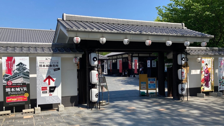 写真提供：熊本県観光連盟　観光施設：桜の馬場 城彩苑