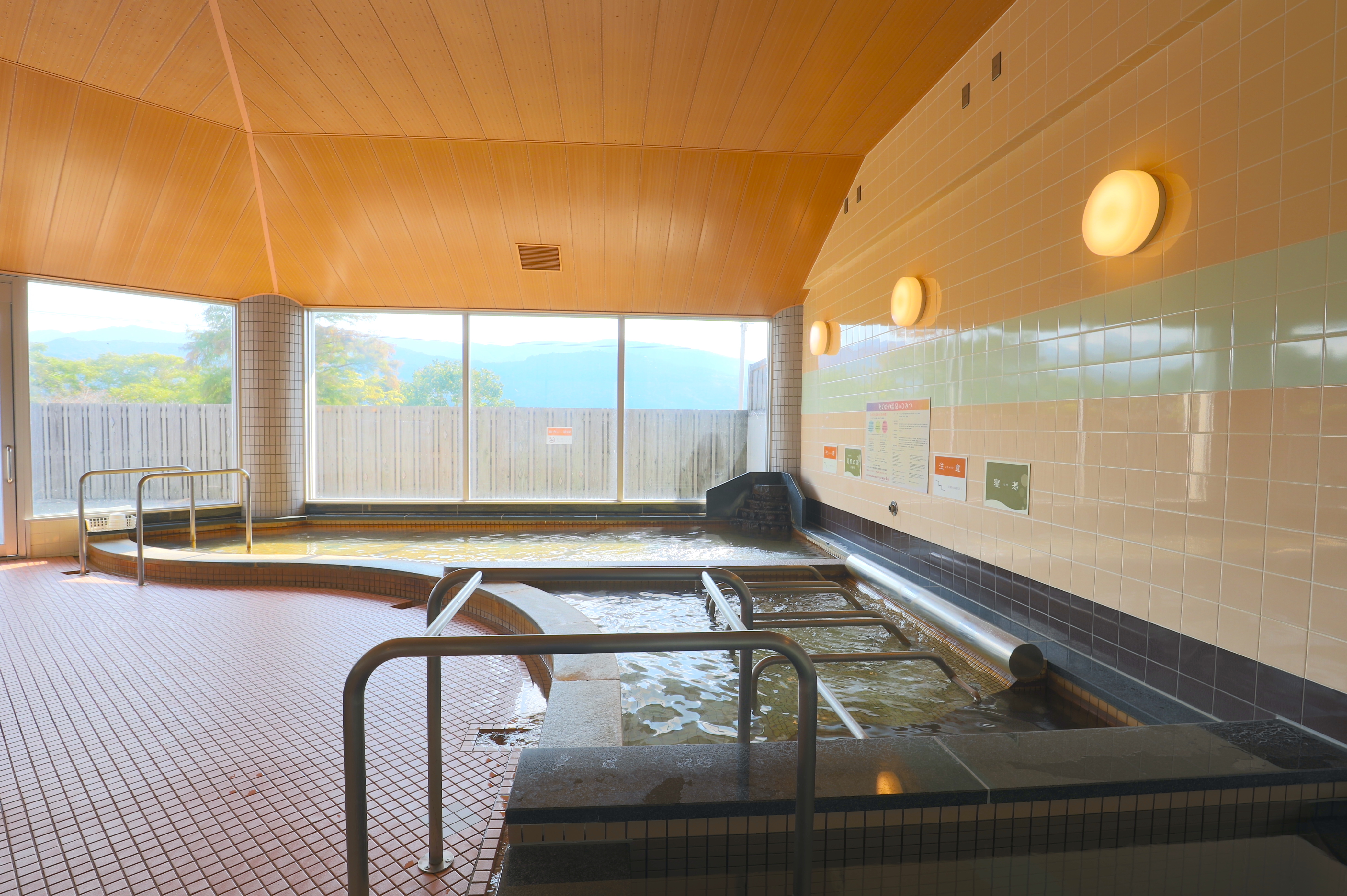 周辺アクティビティ：たのたの温泉