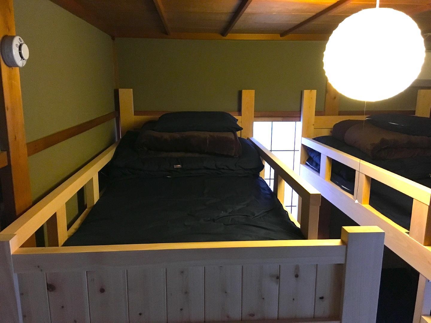 個室 [ベッド和室A 6畳 - ヒノキ2段ベッド 2台] - 最大4名様