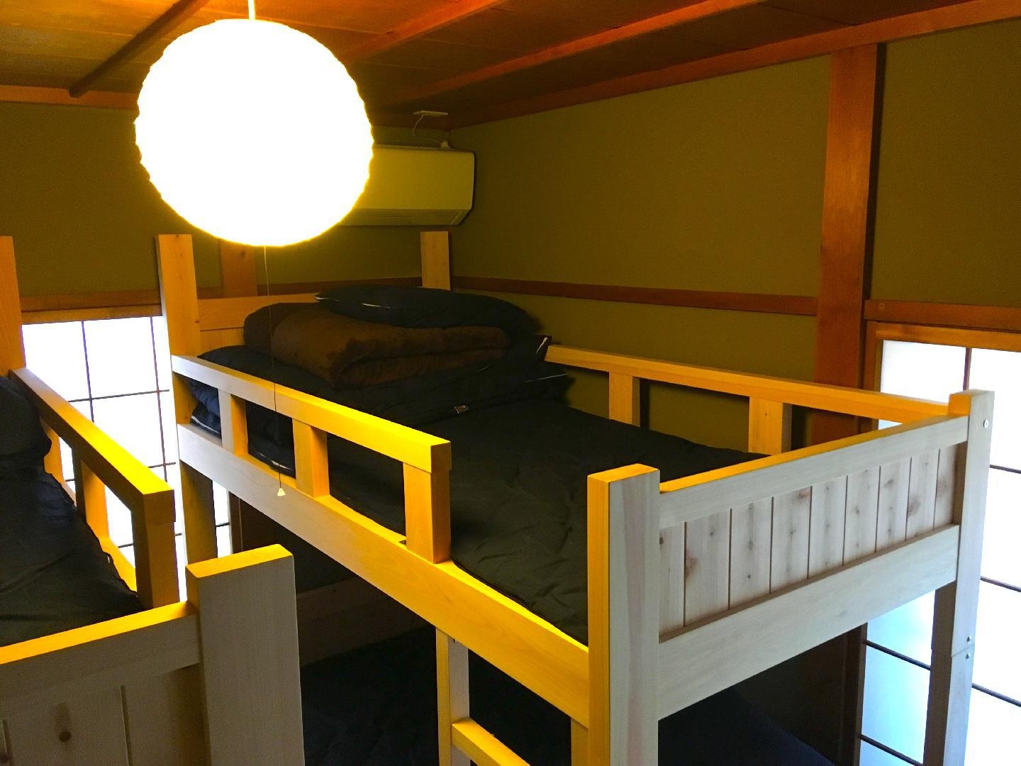 個室 [ベッド和室A 6畳 - ヒノキ2段ベッド 2台] - 最大4名様