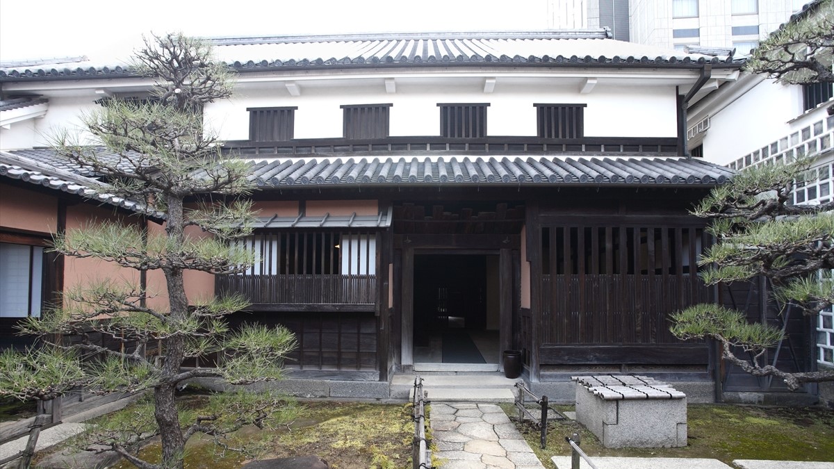 写真提供：岡山県観光連盟　重要文化財 大橋家住宅