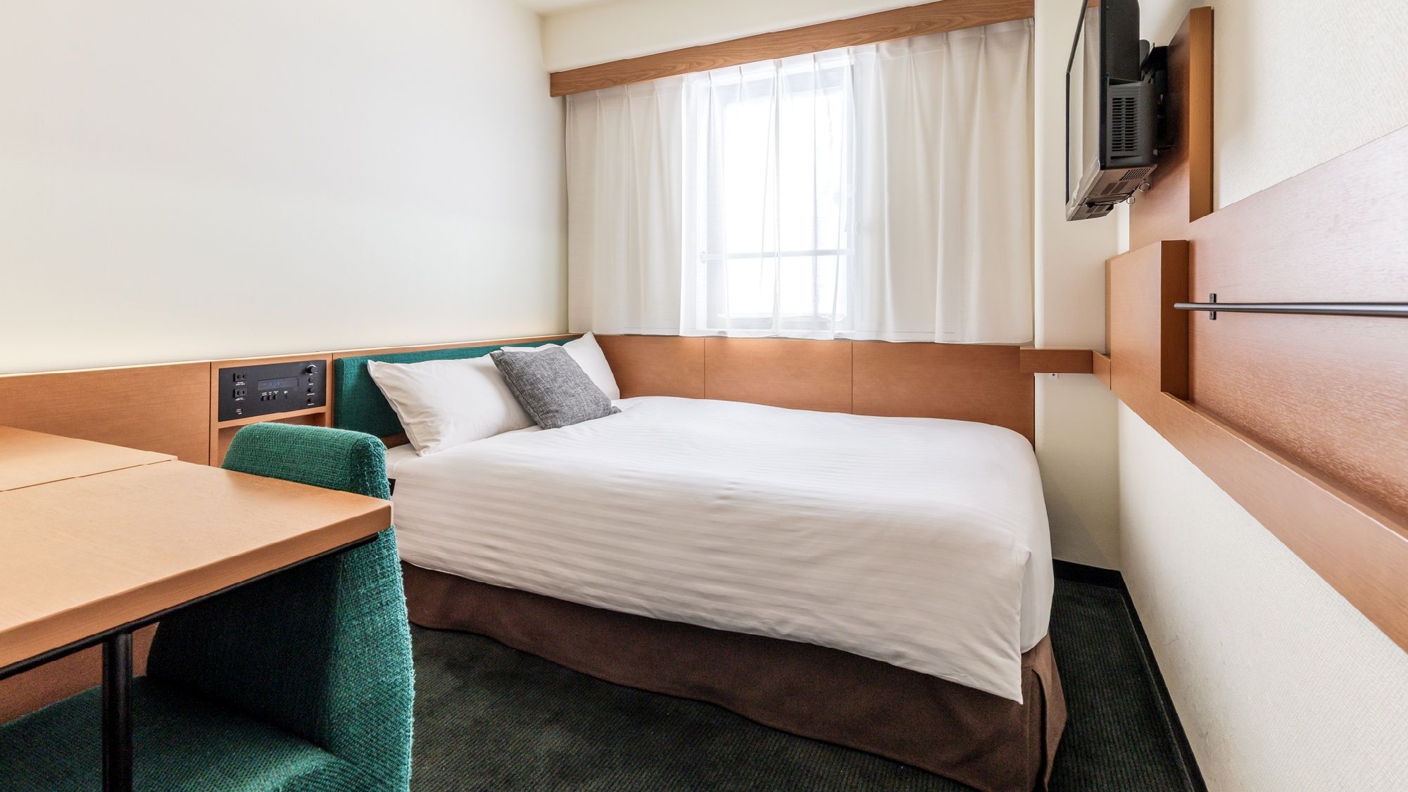 SINGLE/シングル12.0㎡(ベッド幅：120cm&times;195cm1台)