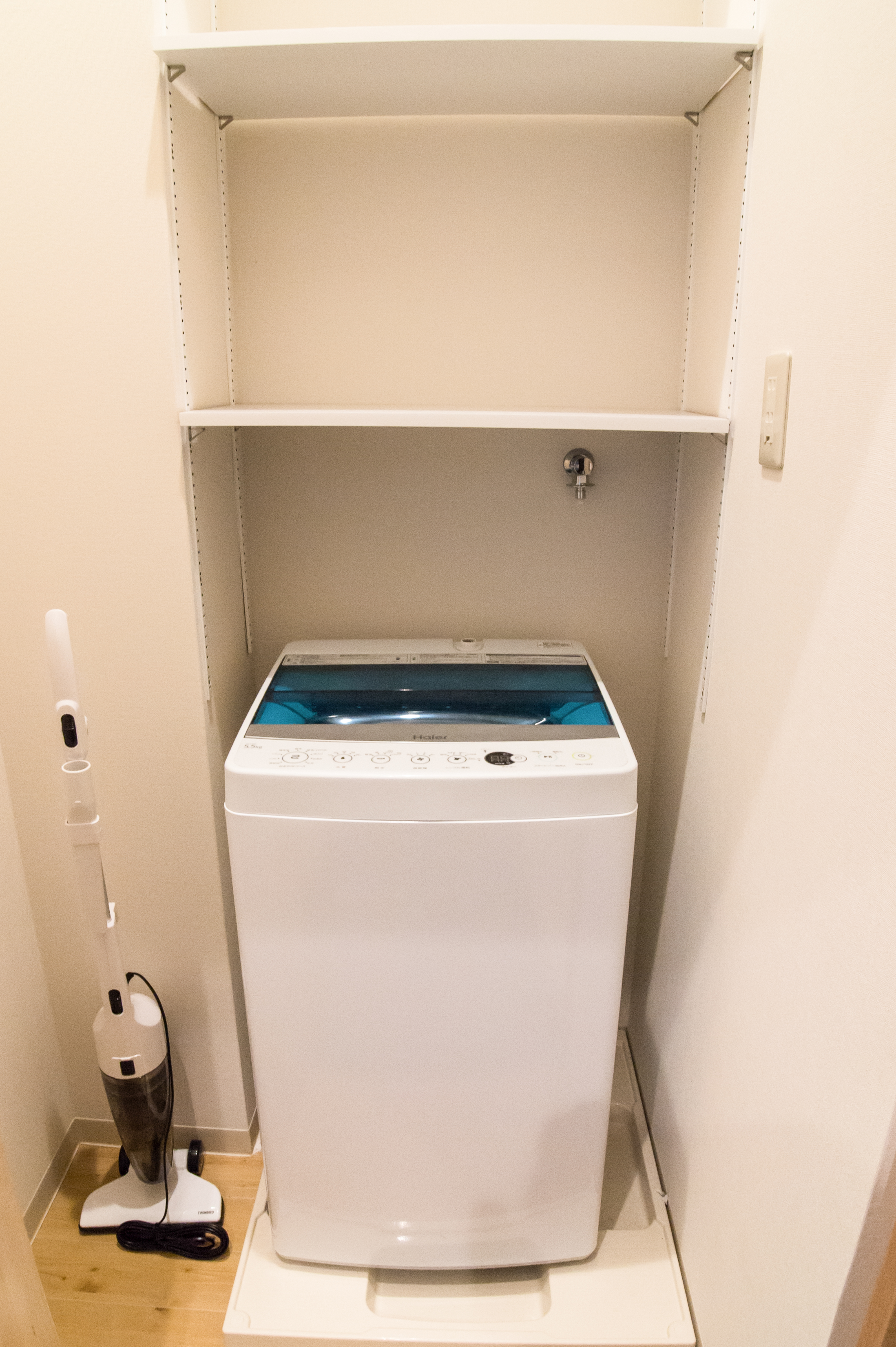 Homely Loft Bed Room 2 (Washing machine)