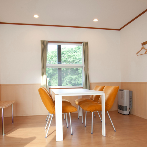 [Lakeside Dog Villa Suite] Dining