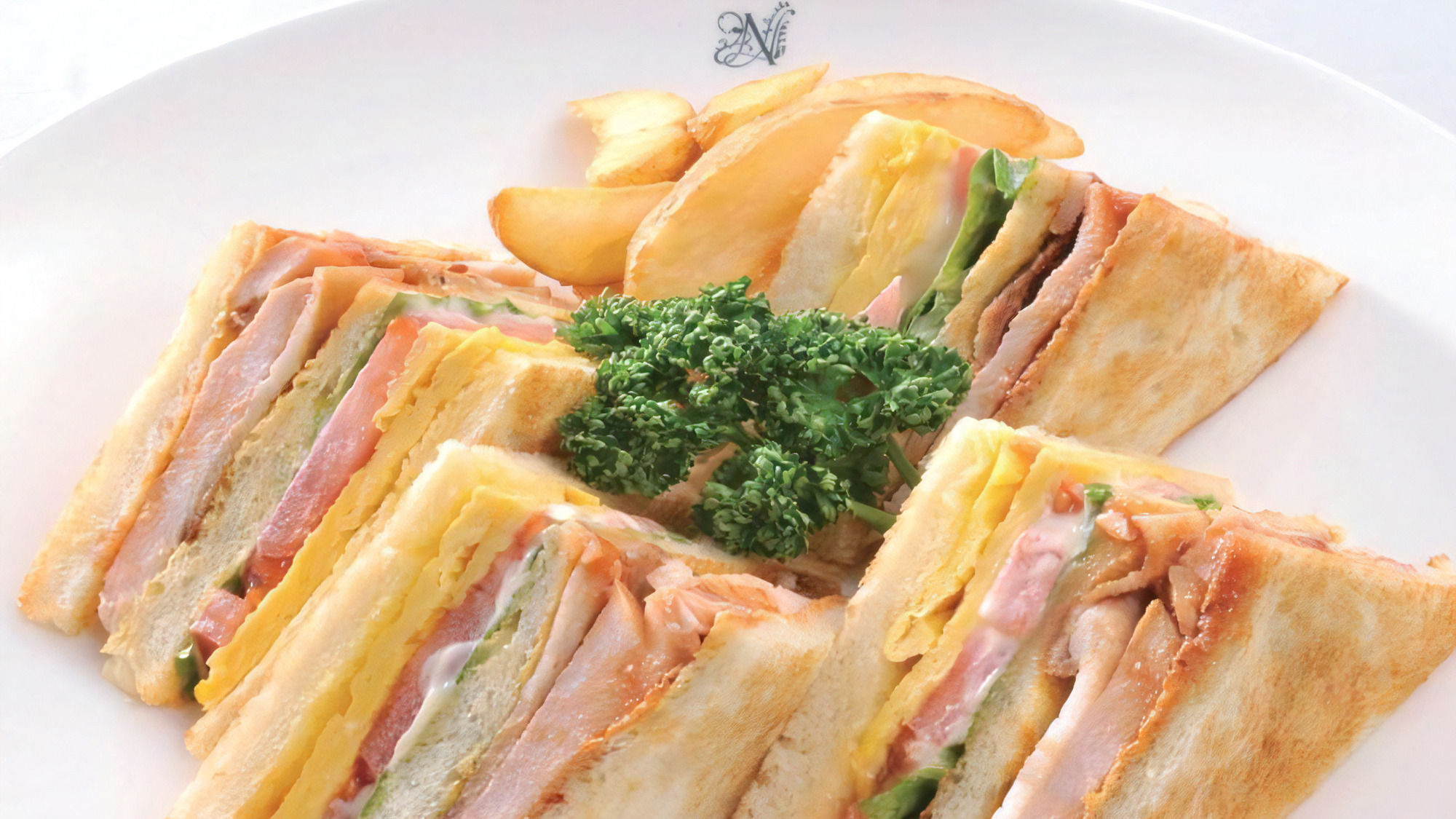 ◆レストランメニュー｜クラブハウスサンドウィッチ