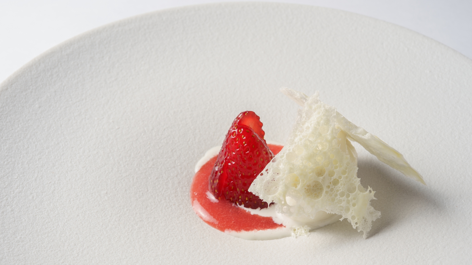 ◆ナチュールコース「苺の中の苺」　※夕食イメージ