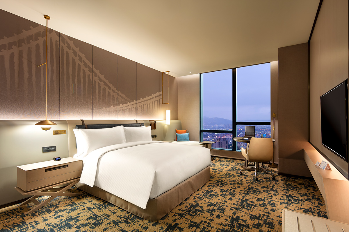 ヒルトン キングベッドルーム