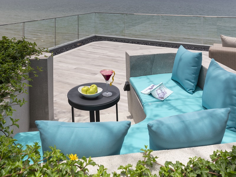 ルーフトップバー