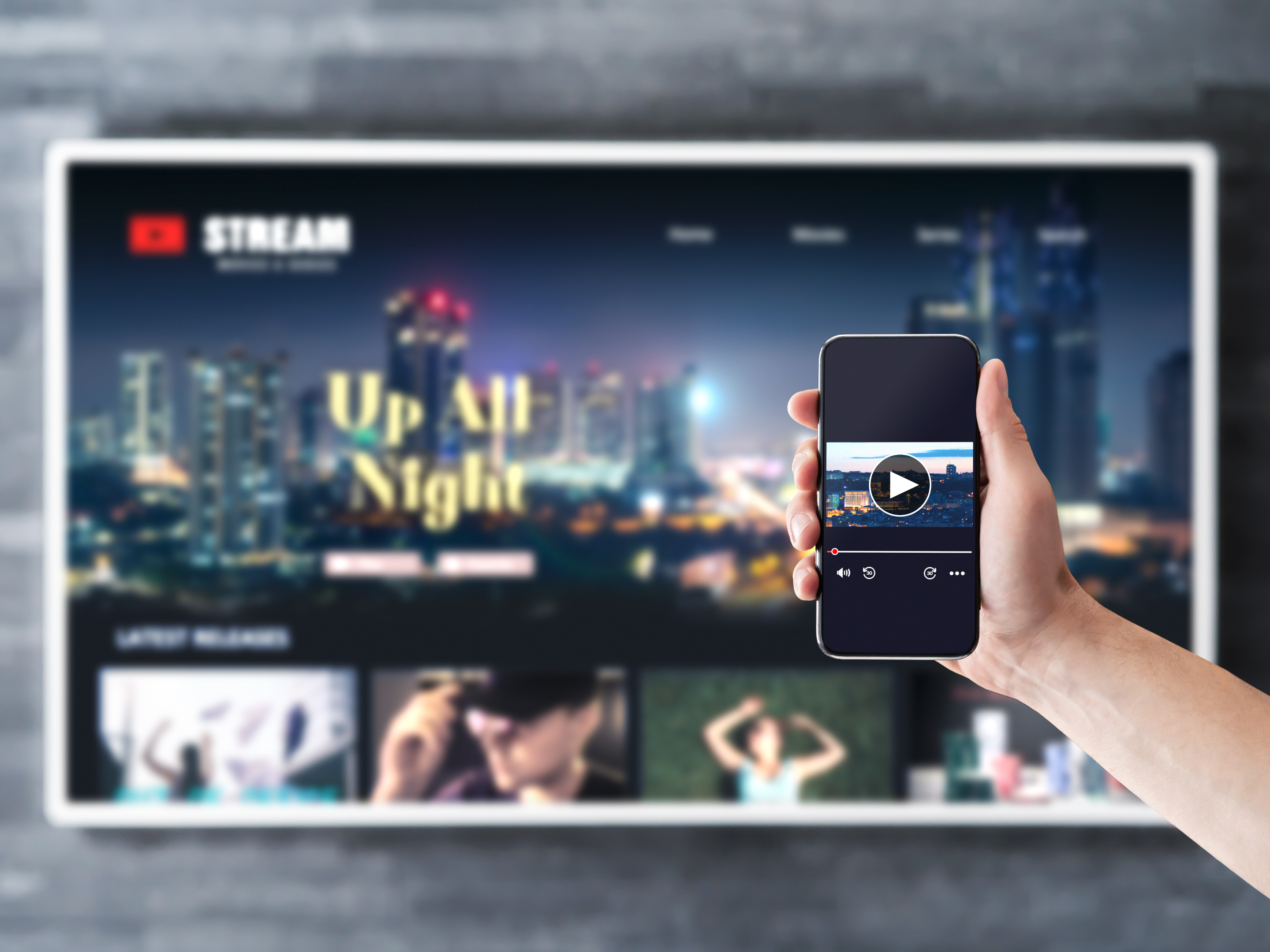 この度、全客室にスマートテレビを導入致しました。ツインルームに関しましては迫力の50インチを導入！お客様のご滞在のお時間がよりお楽しみ頂けるようになりました。
