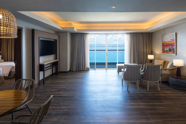 エグゼクティブスイート　2シングル＋1キングベッド【127平米】