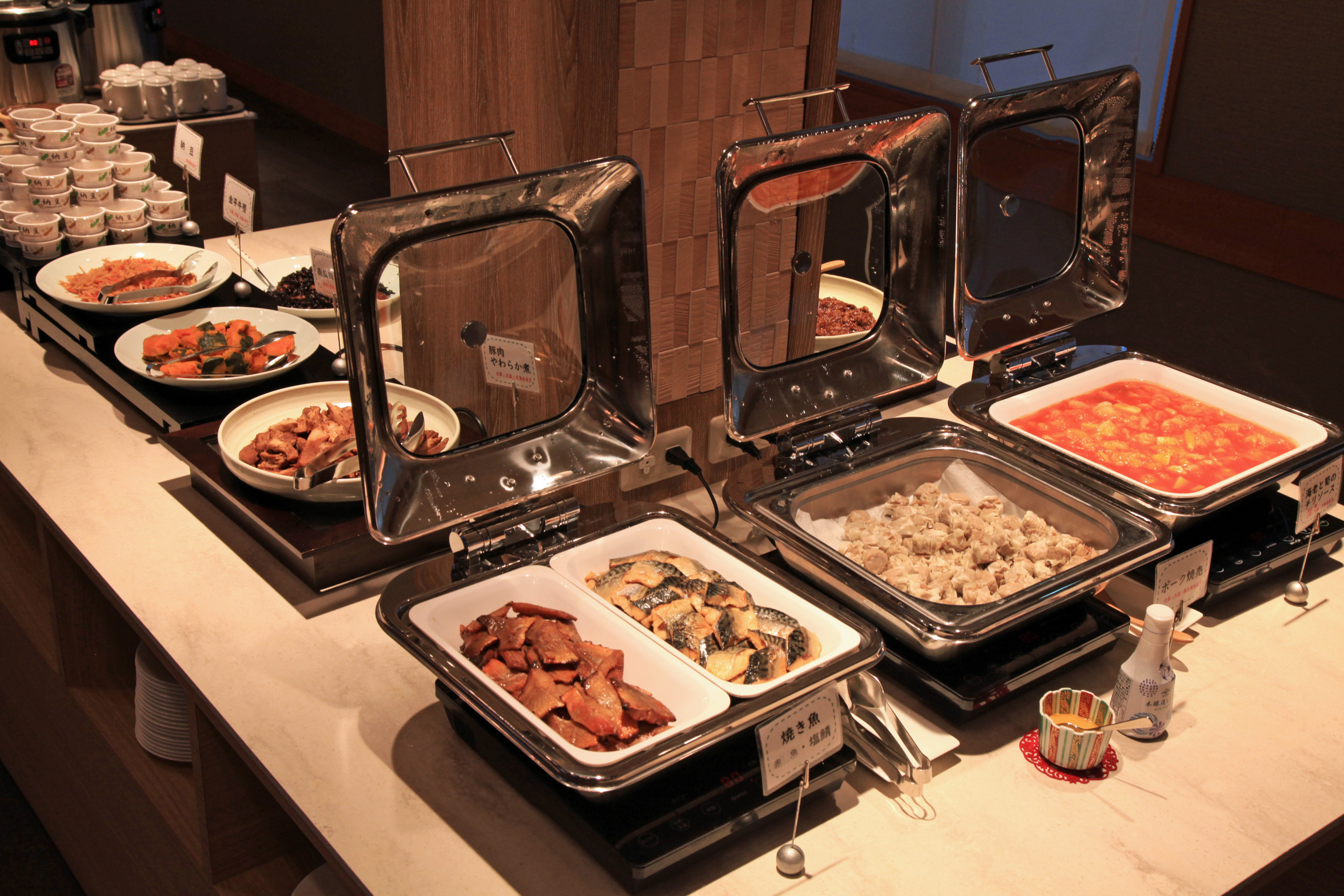 朝食ビュッフェ（一例）