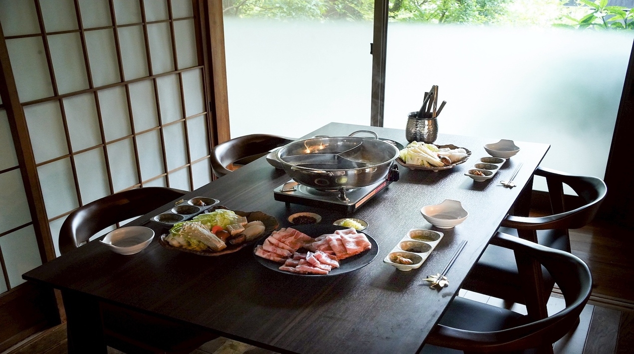 【1泊2食付／黒毛和牛×三田ポーク・選べる鍋】Arima Retreat ─有馬でリトリートステイ─