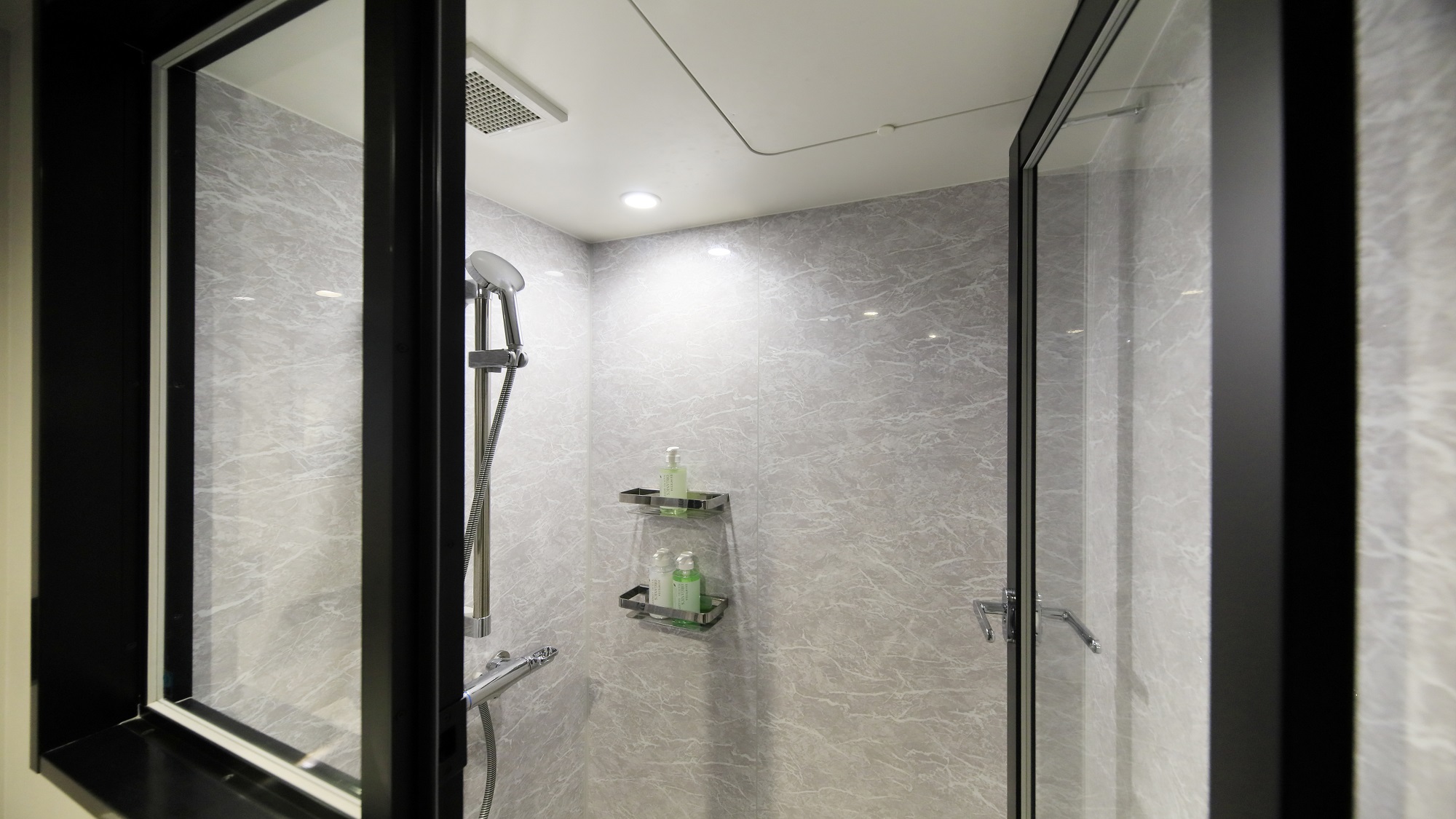 【モデレートクイーン＋バンクベッド】