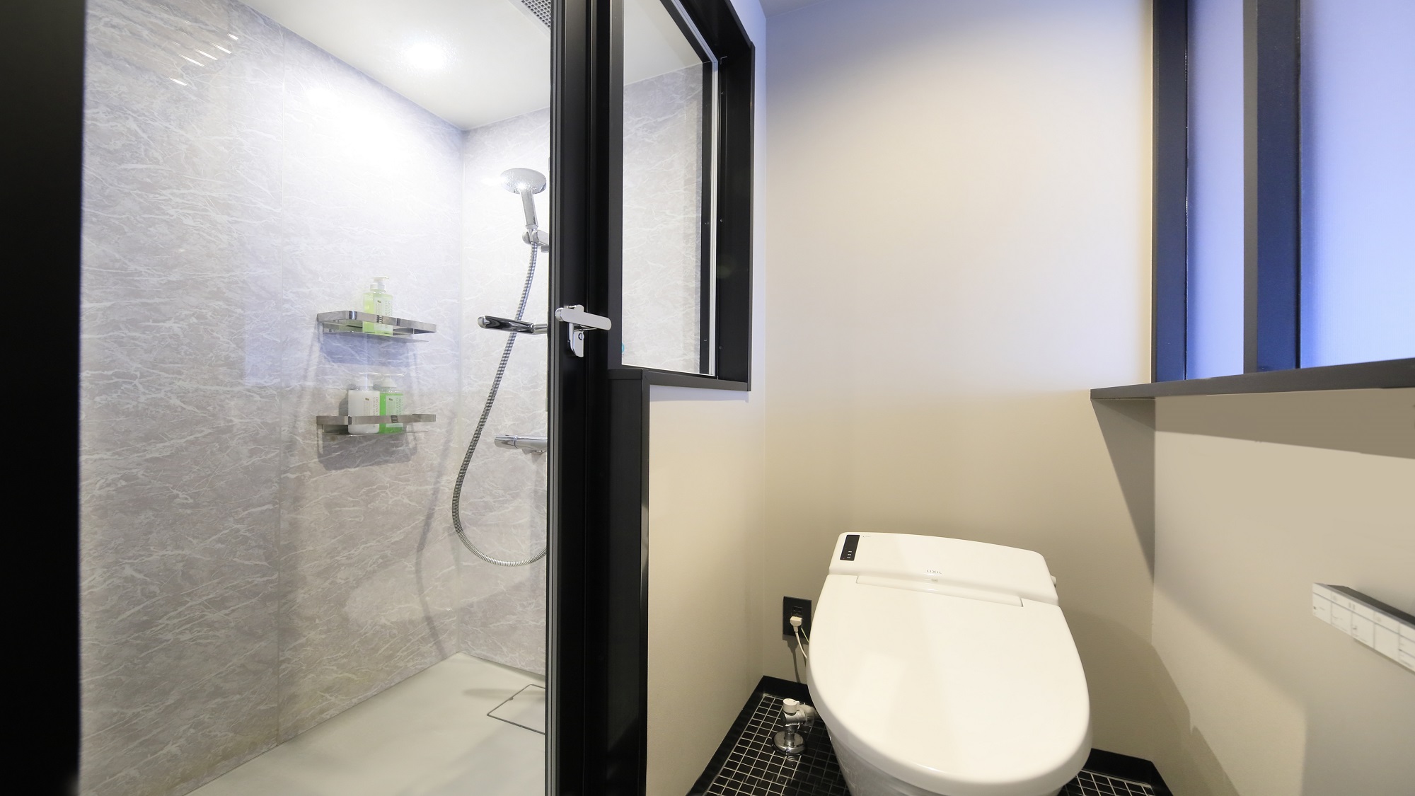 【スーペリアクイーン＋バンクベッド】