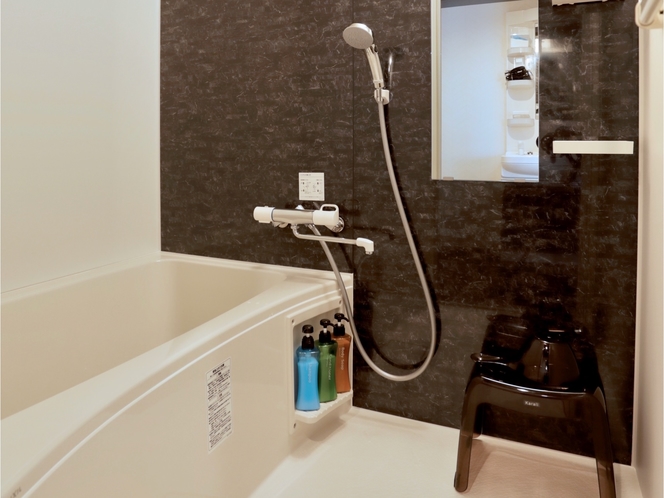 ■浴室■ 広々スタジオタイプ・2ベッドルーム・1ベッドルームには浴槽が完備しております。