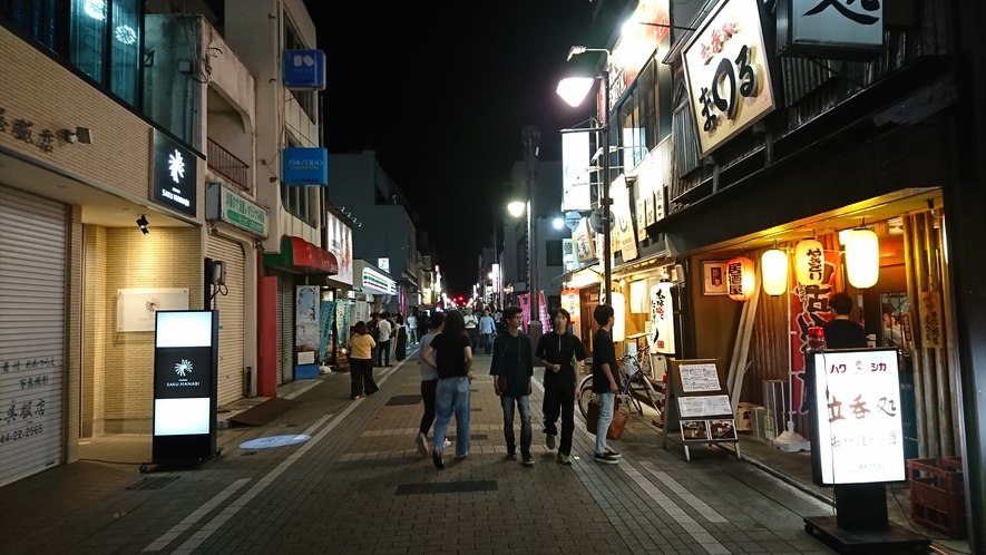 大和八木駅商店街・夜