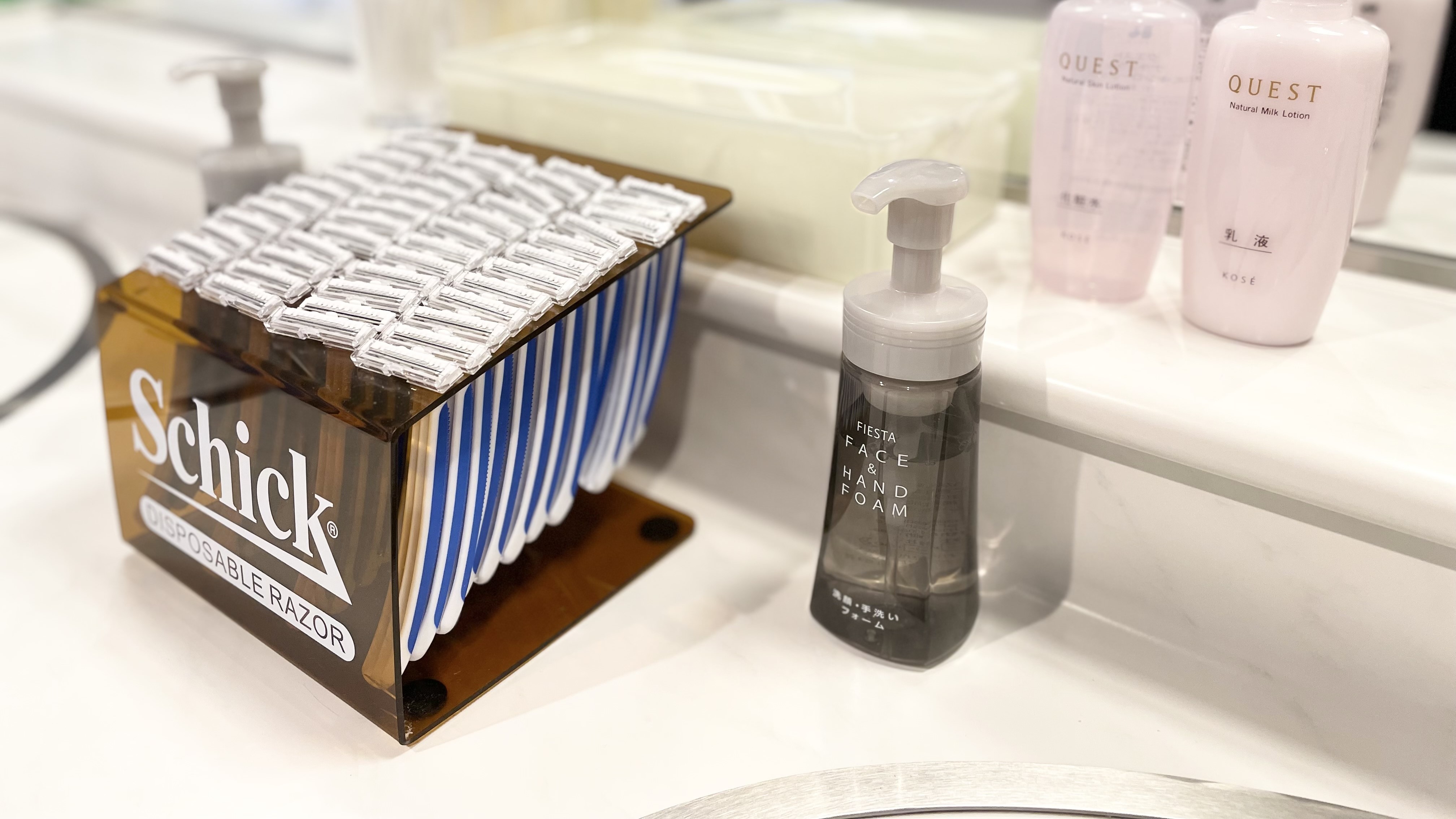 男子浴場脱衣所1