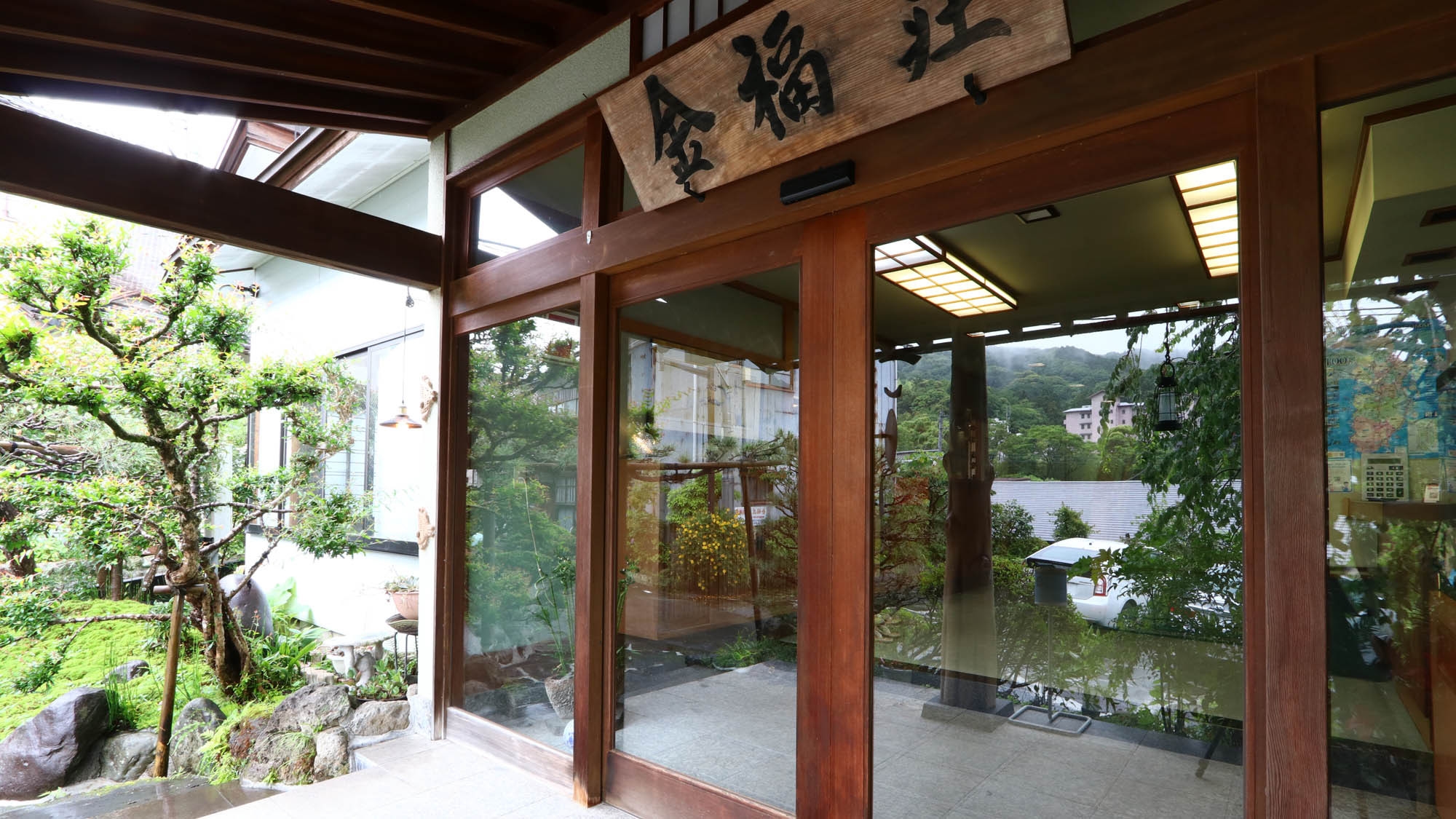 【素泊まり】源泉かけ流し◇駐車場無料！浴衣で修善寺を楽しもう♪