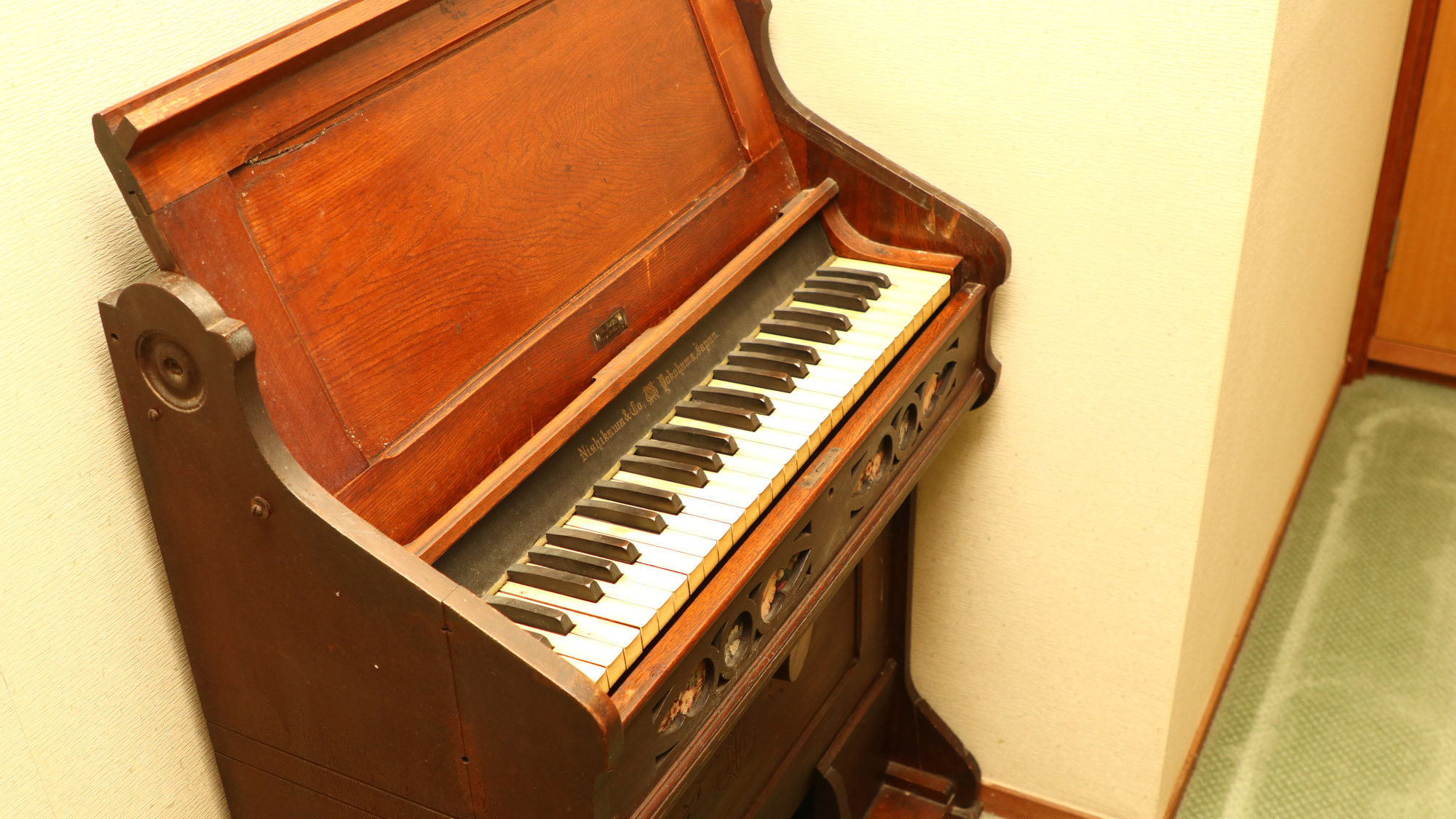 その他_アンティークなオルガン*